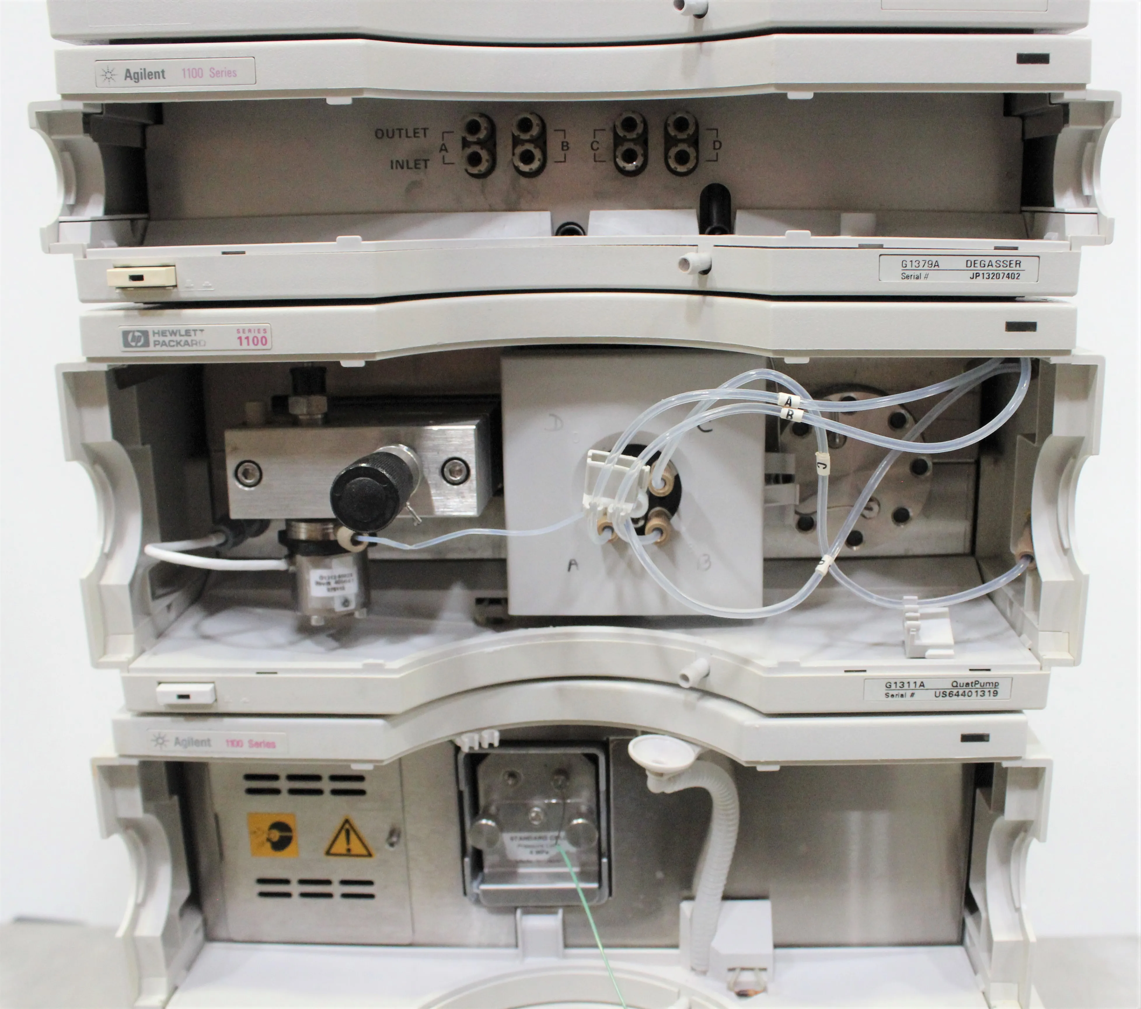 Agilent HPLC 1100 Series Variable Wavelength Detector G1314A with G1379A Degasser