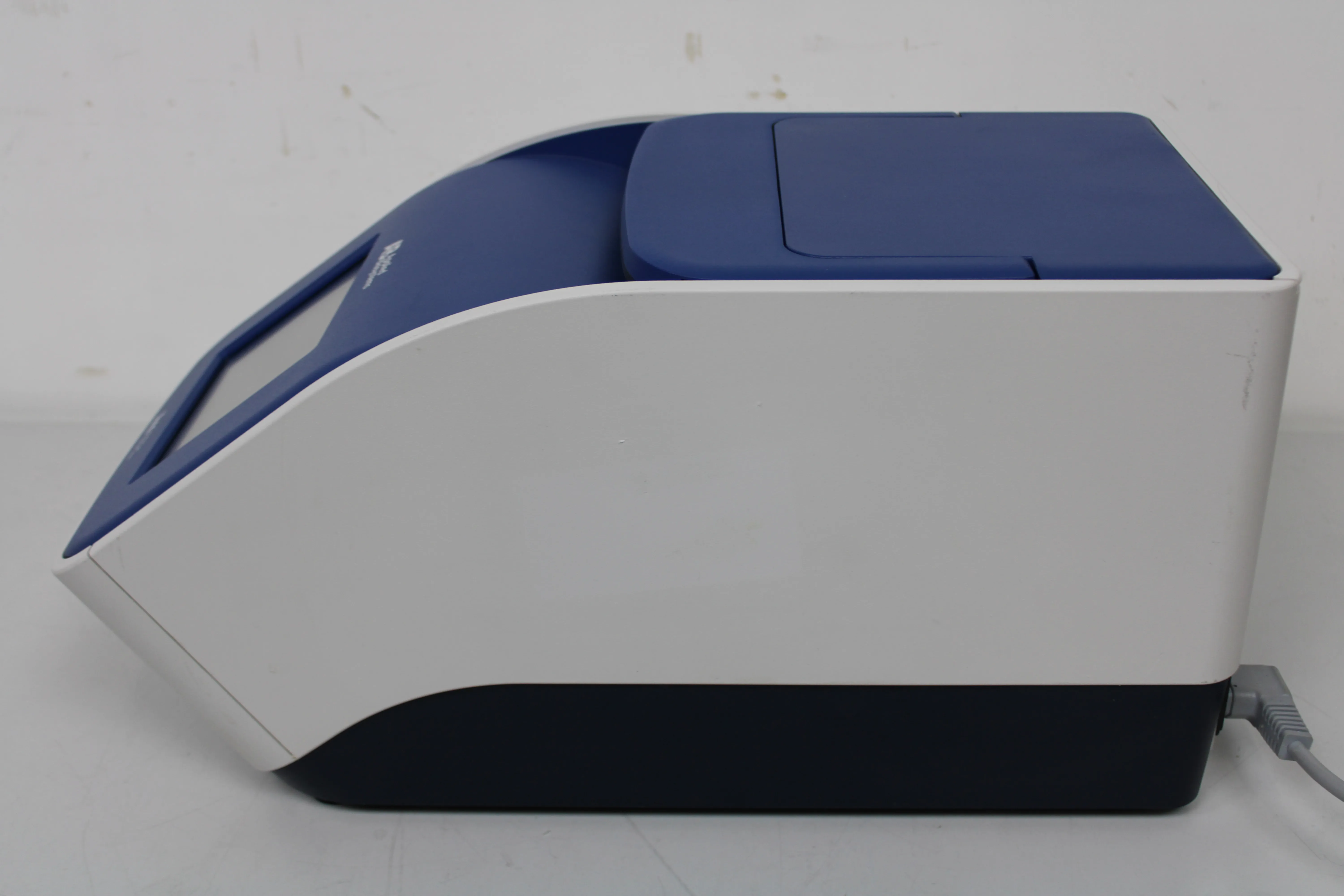 Applied Biosystems Veriti 96-Well Fast Thermal Cycler 4375305