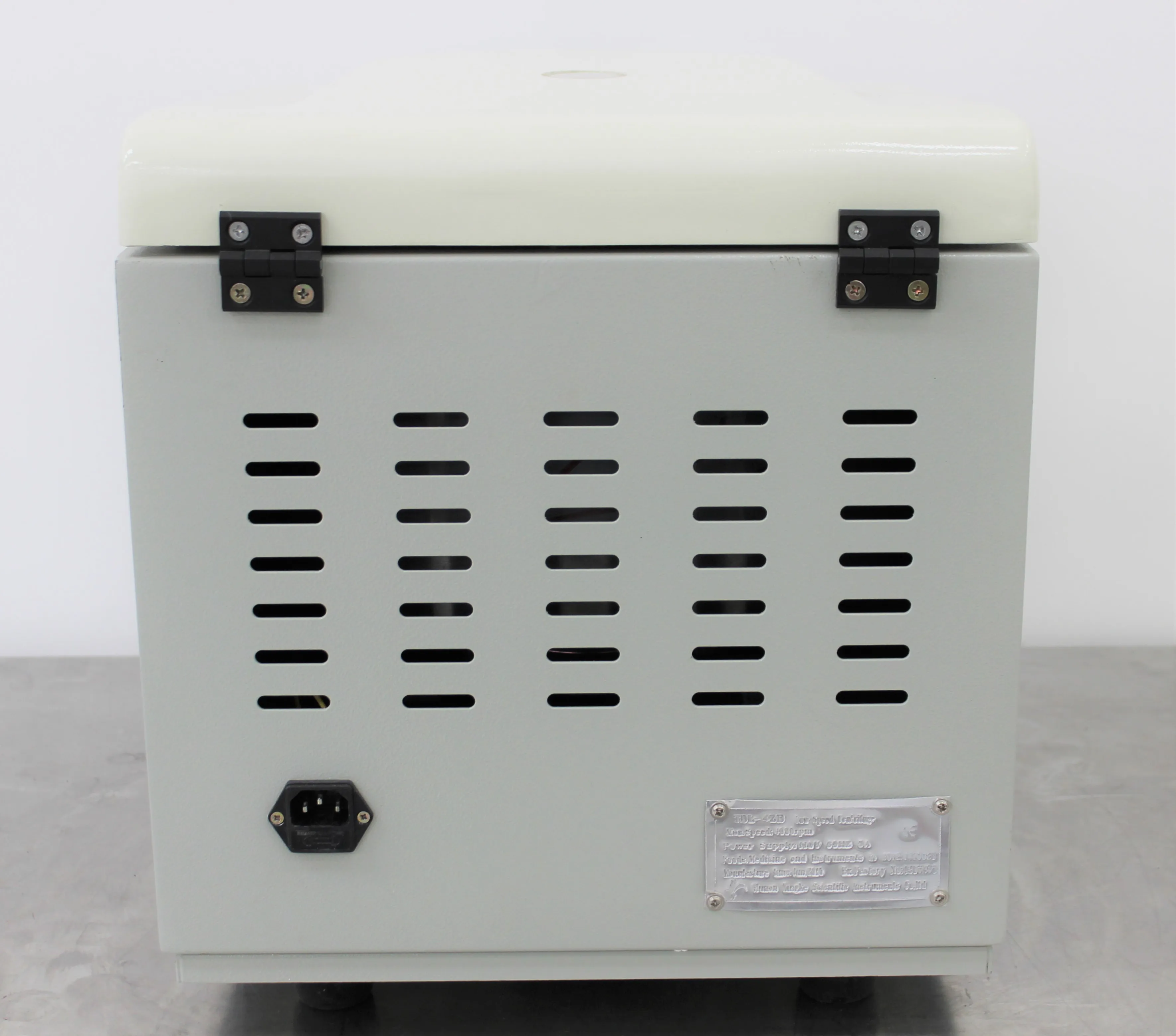 Hunan XingKe Scientific Instruments Benchtop Centrifuge TDL-4ZB