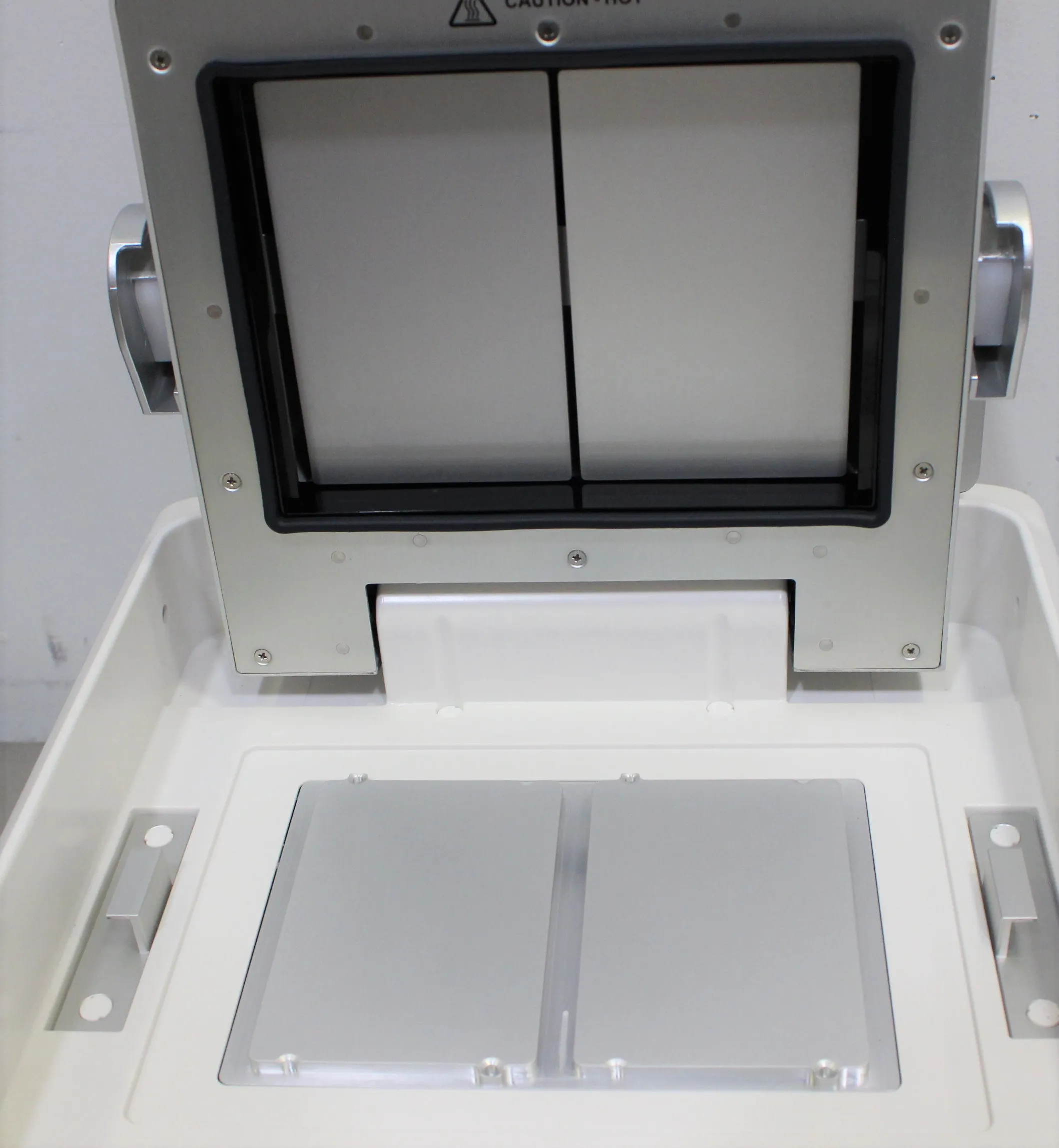 Applied Biosystems ProFlex 2xFlat PCR System 4483636R Real Time PCR Molecular Biology Lab Equipment Unit