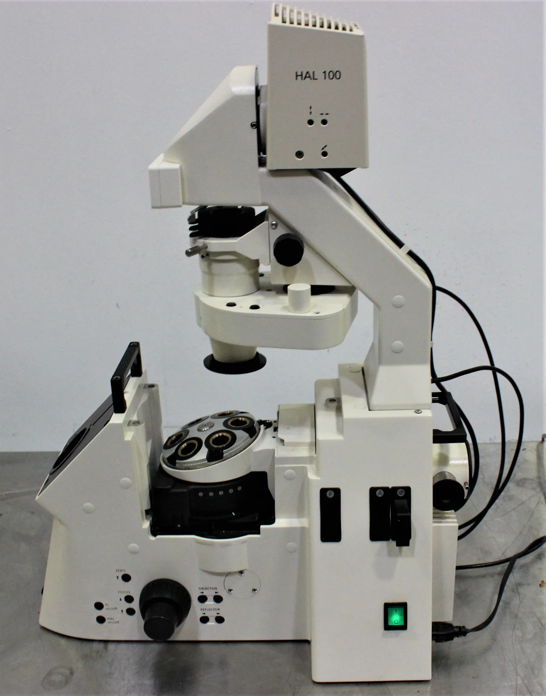 Used Zeiss Axiovert 200M Microscope with Fluorescence and External Illumination Source