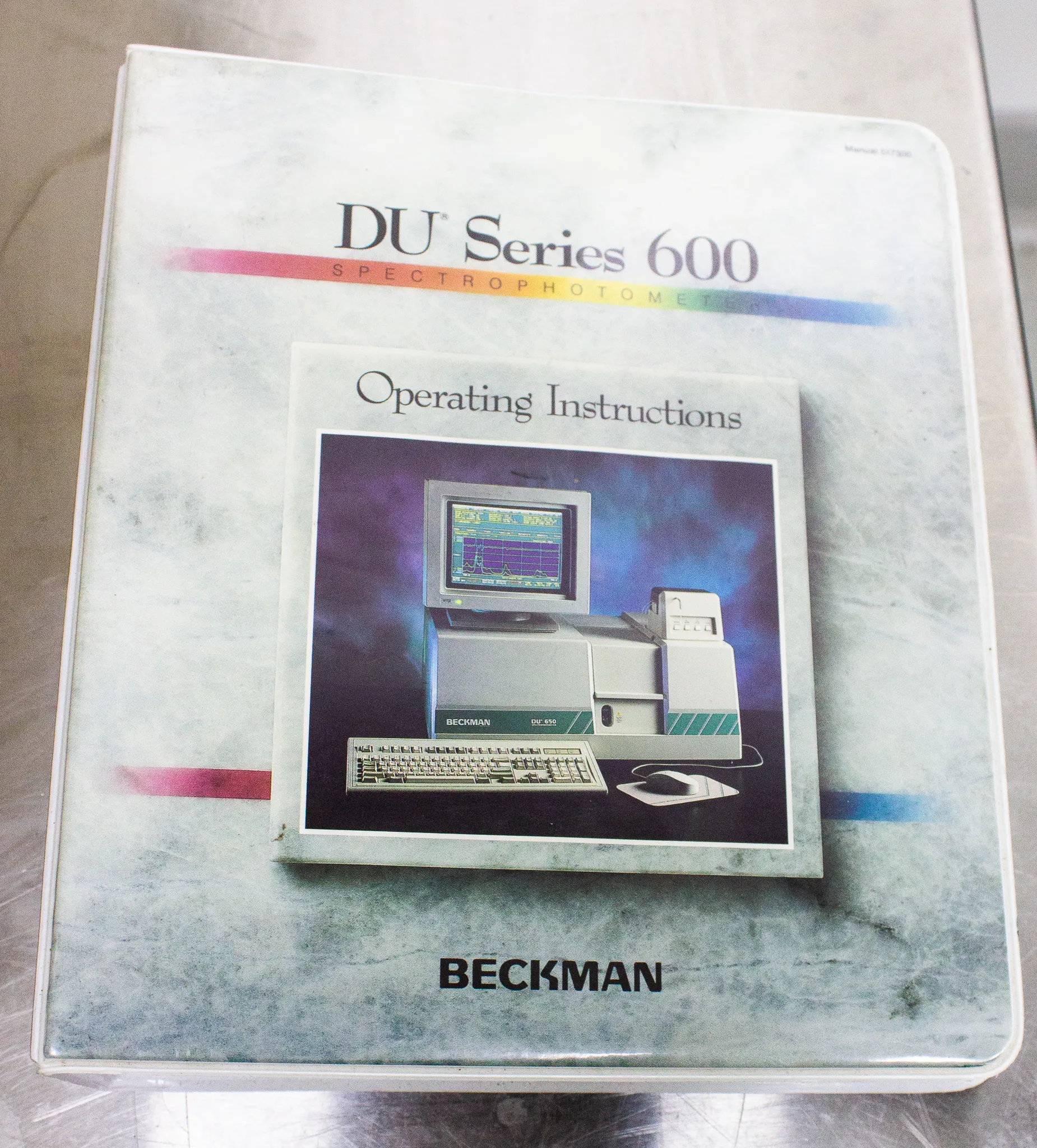 Beckman DU 640 Spectrophotometer - Laboratory Analytical Equipment