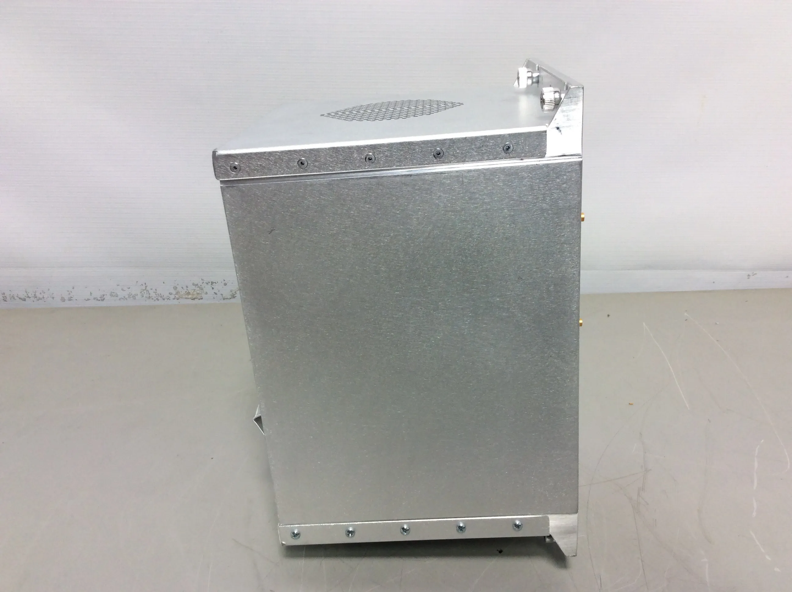 KQ Integrated Solutions Coil Box Q3 PN: 70111-60018 for TSQ Quantum Ultra Used Laboratory Equipment