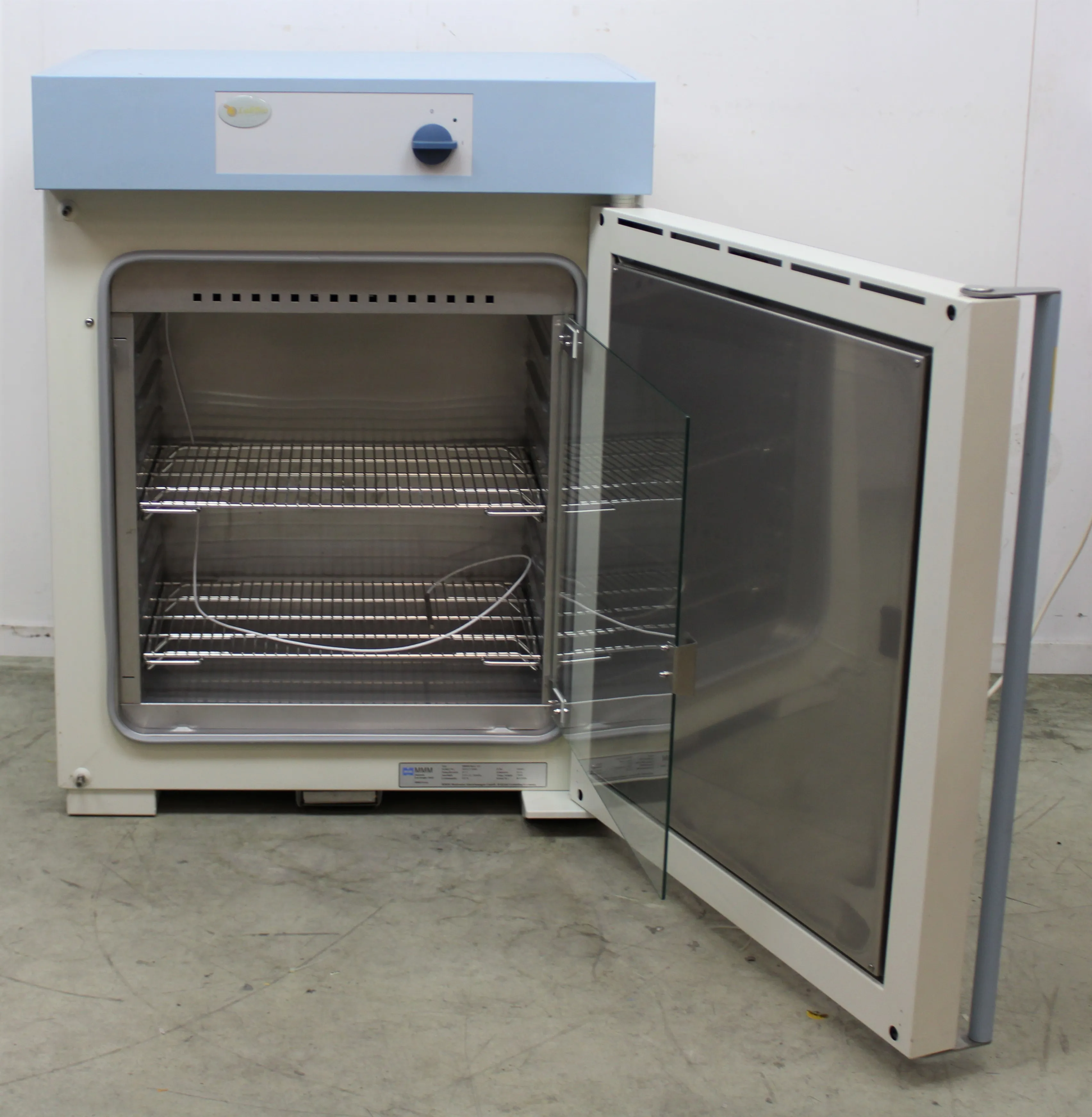 MMM Friocell 111 Incubator B071556