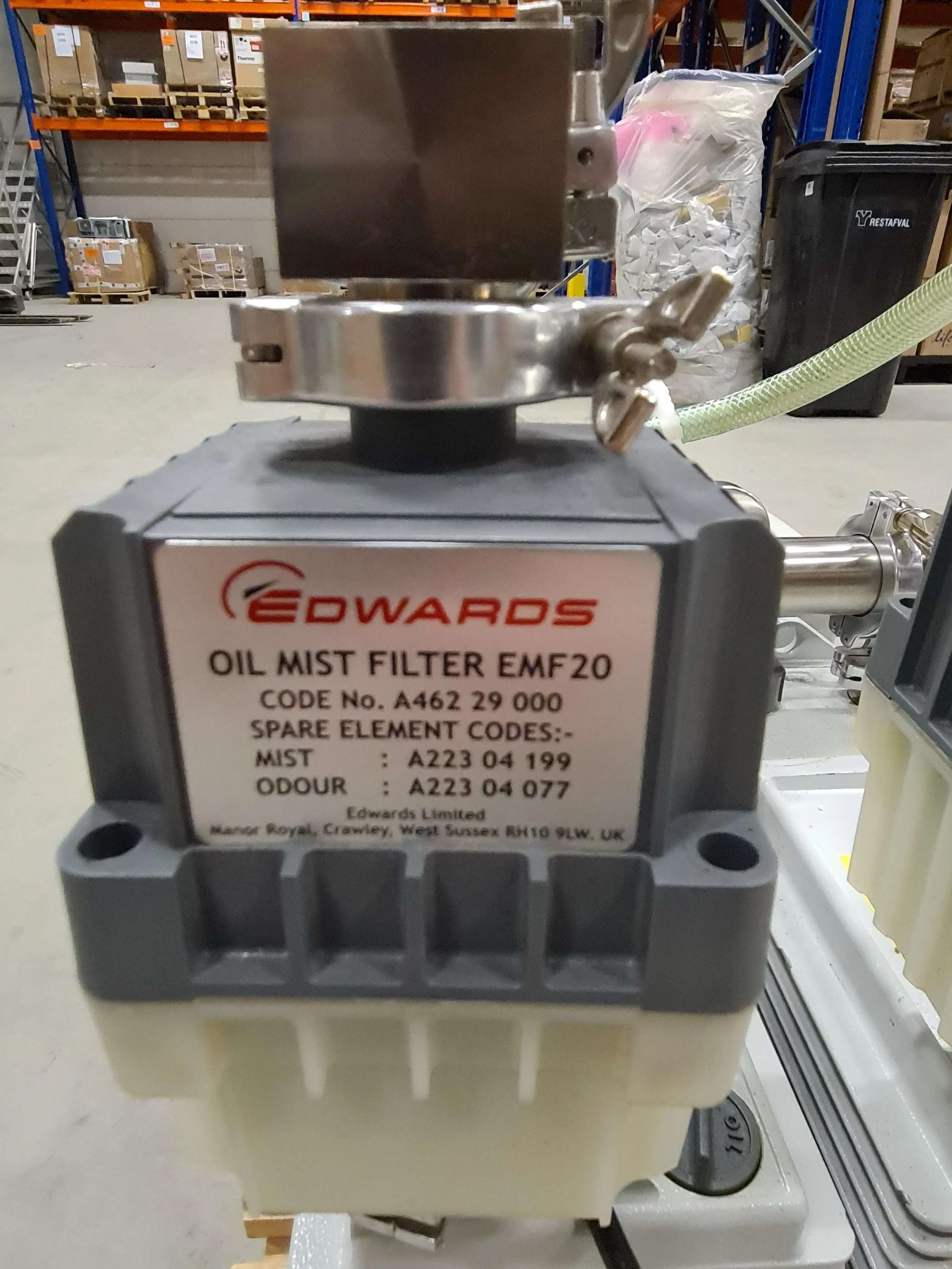 Edwards EM Range Oil-Sealed Rotary Pump e2m30/e2m28 - Used Laboratory Pump