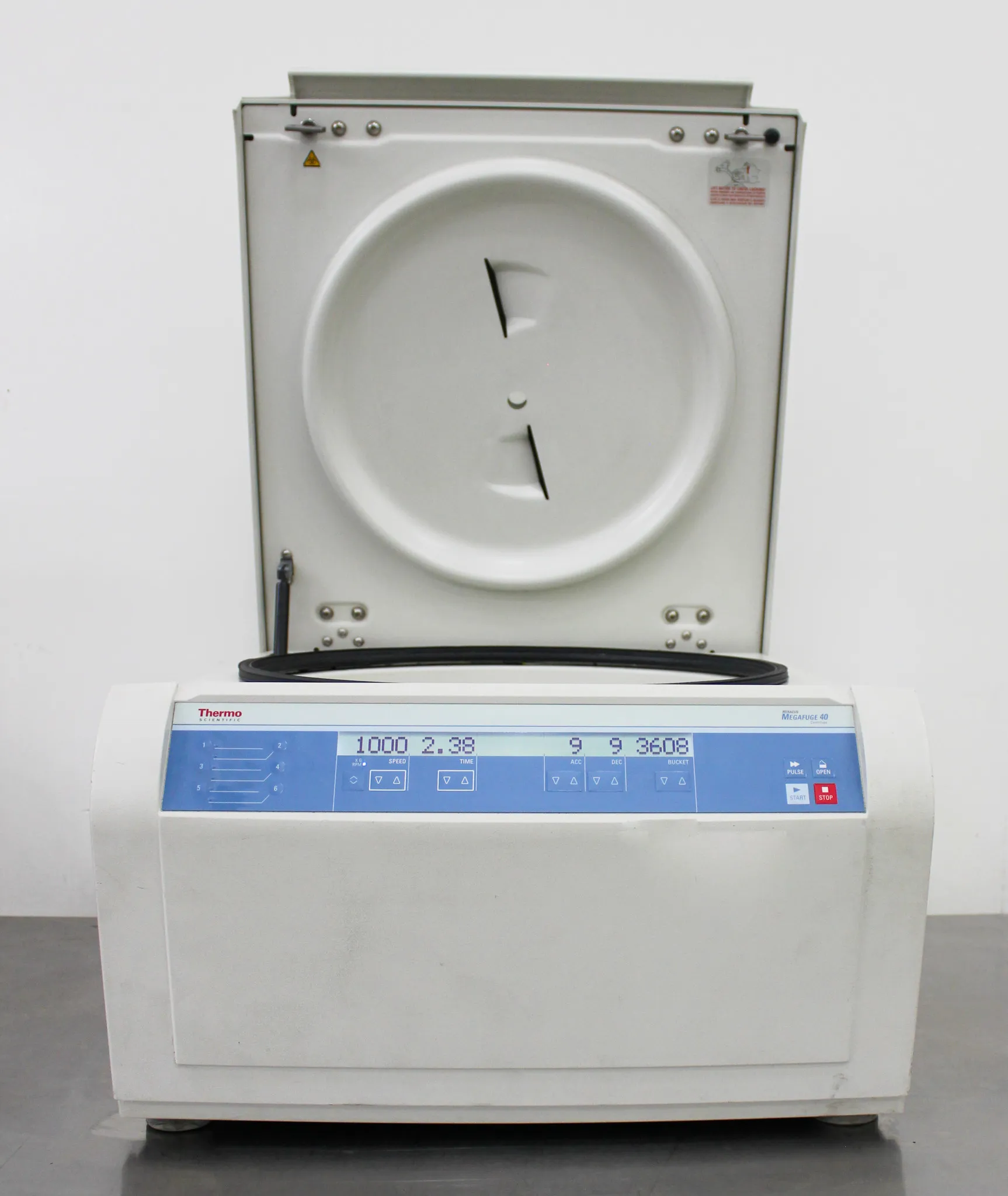 Thermo Fisher Heraeus Megafuge 40 Centrifuge