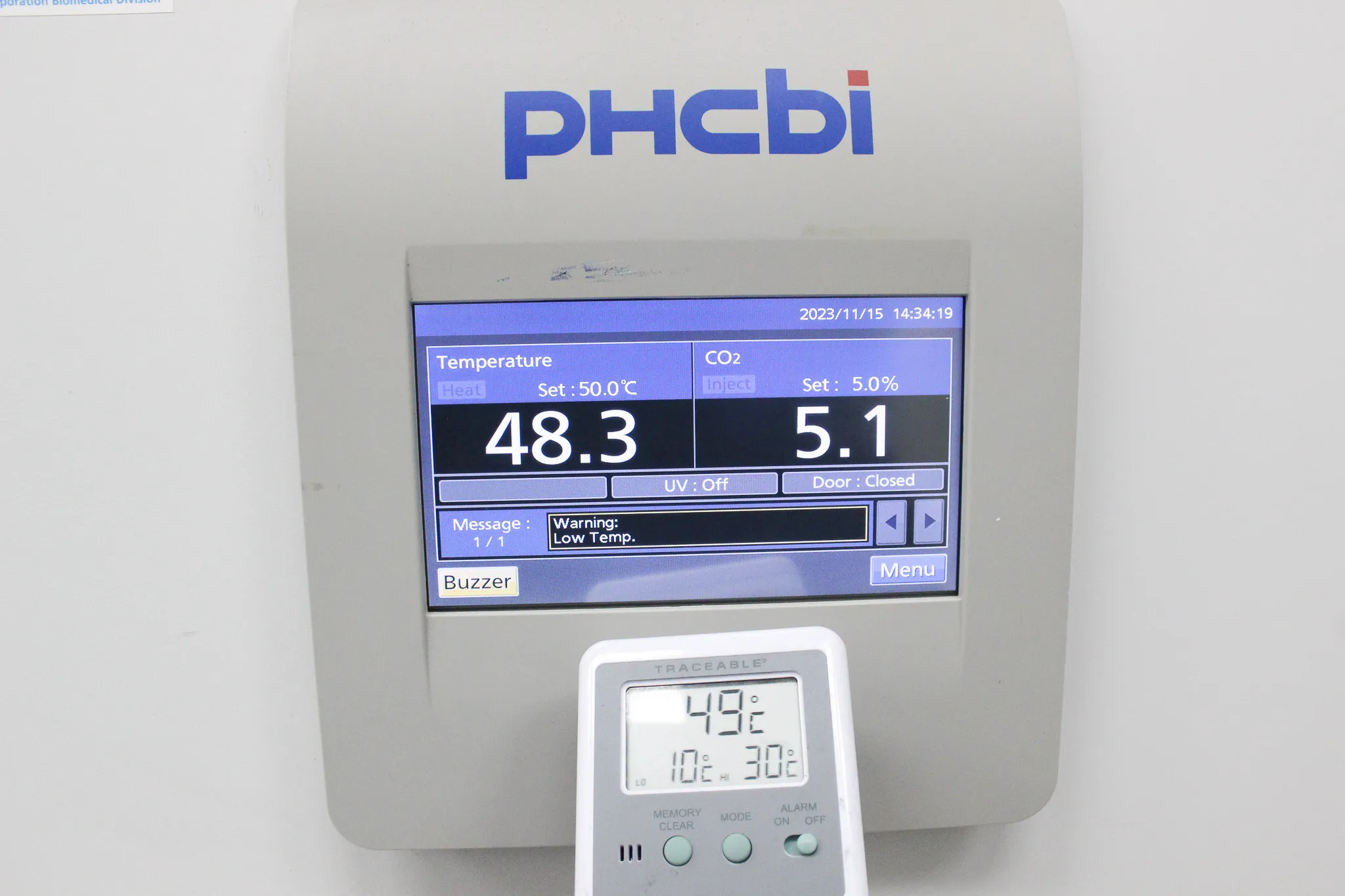 PHCBI Cell-IQ Series 5.8 cu.ft. CO2 Laboratory Incubator MCO-170AICUVL-PA