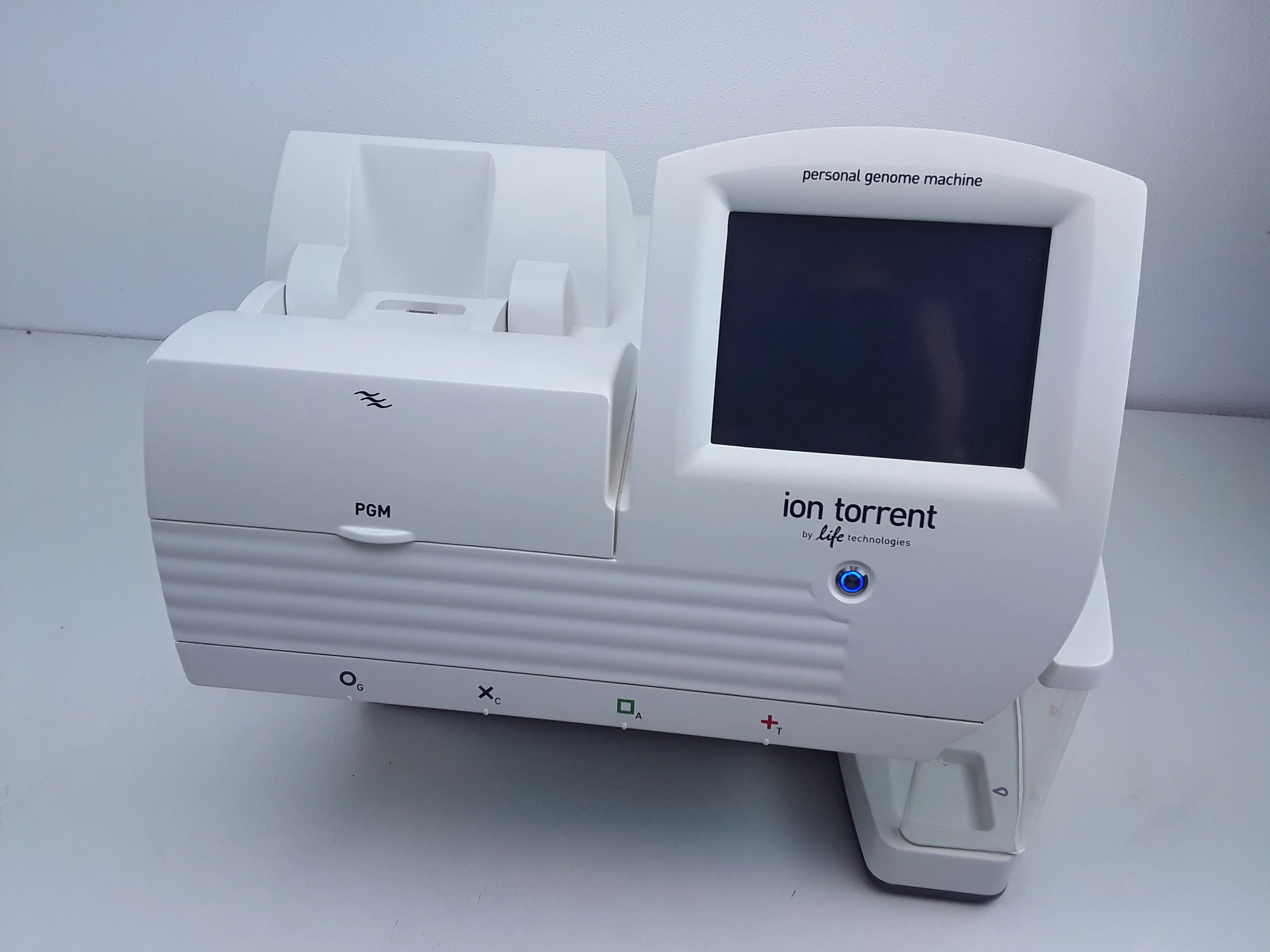 Ion Torrent 7467 PGM DNA Sequencer with Computer - 30-Day Warranty