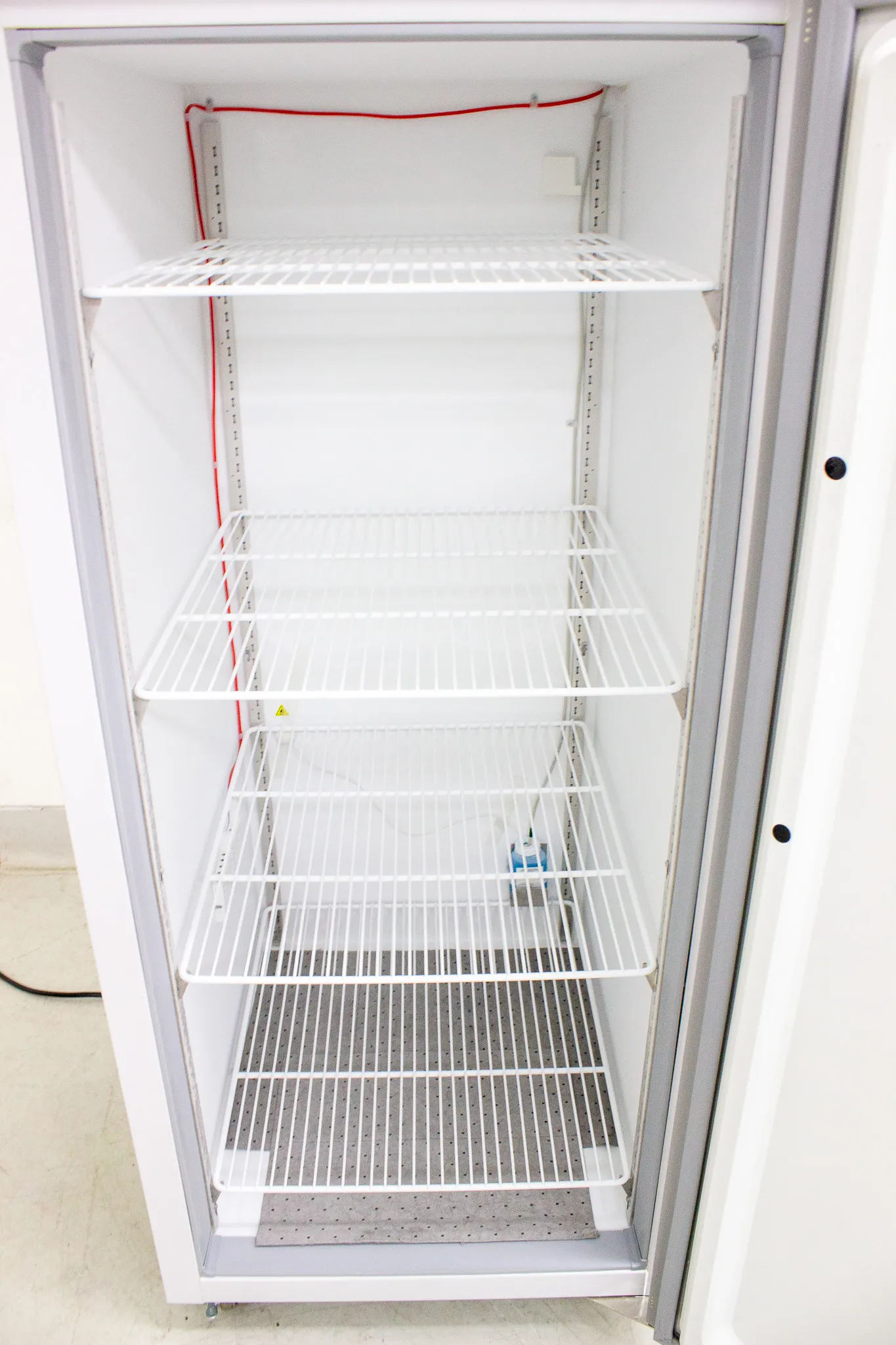 Thermo Scientific TSX2320FA High Performance -20C Manual Defrost Lab Freezer