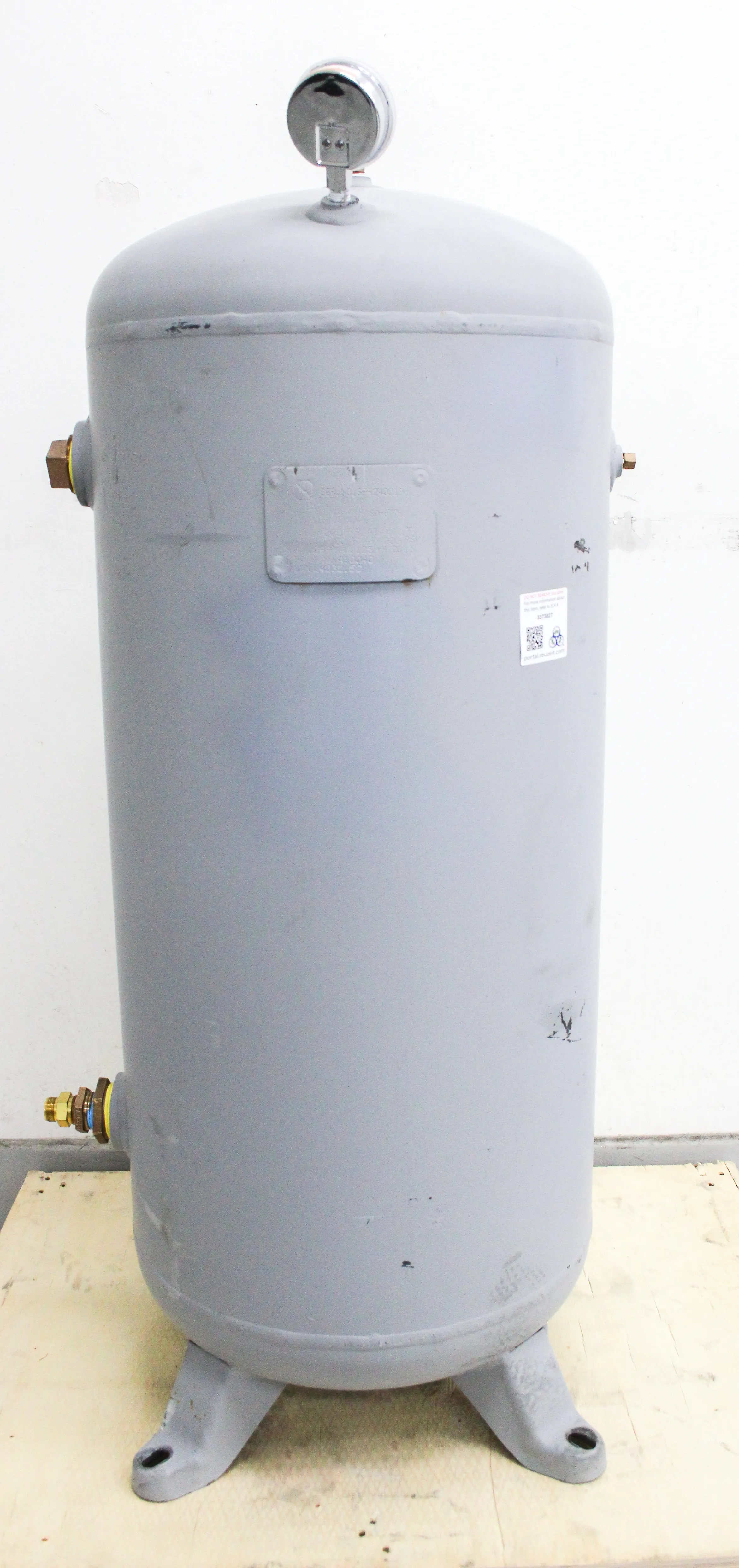 Steel Fab 30 Gallon 200 PSI Vertical Air Receiver Tank Model A10040