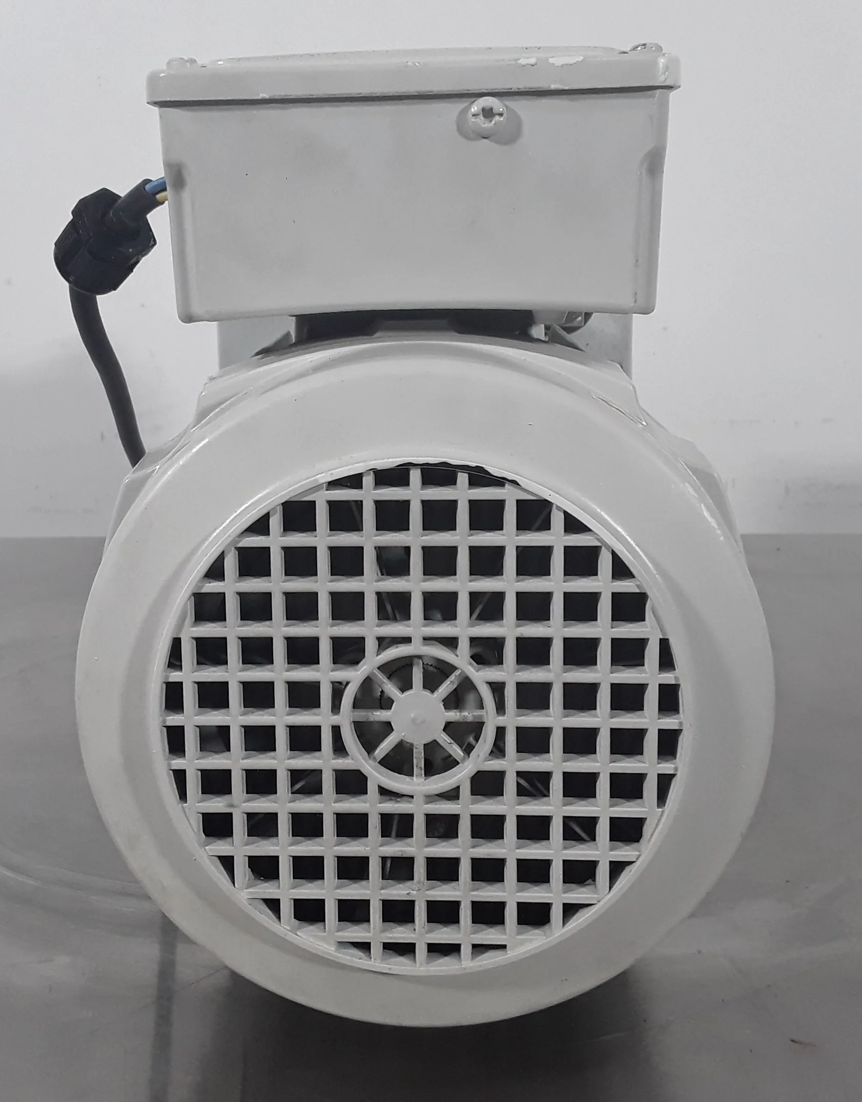 Edwards E2M30 Dual Stage Rotary Vane Mechanical Vacuum Pump