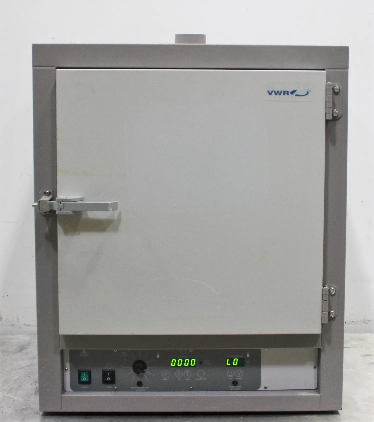 VWR 1350FM Forced Air Oven used and refurbished from REUZEit