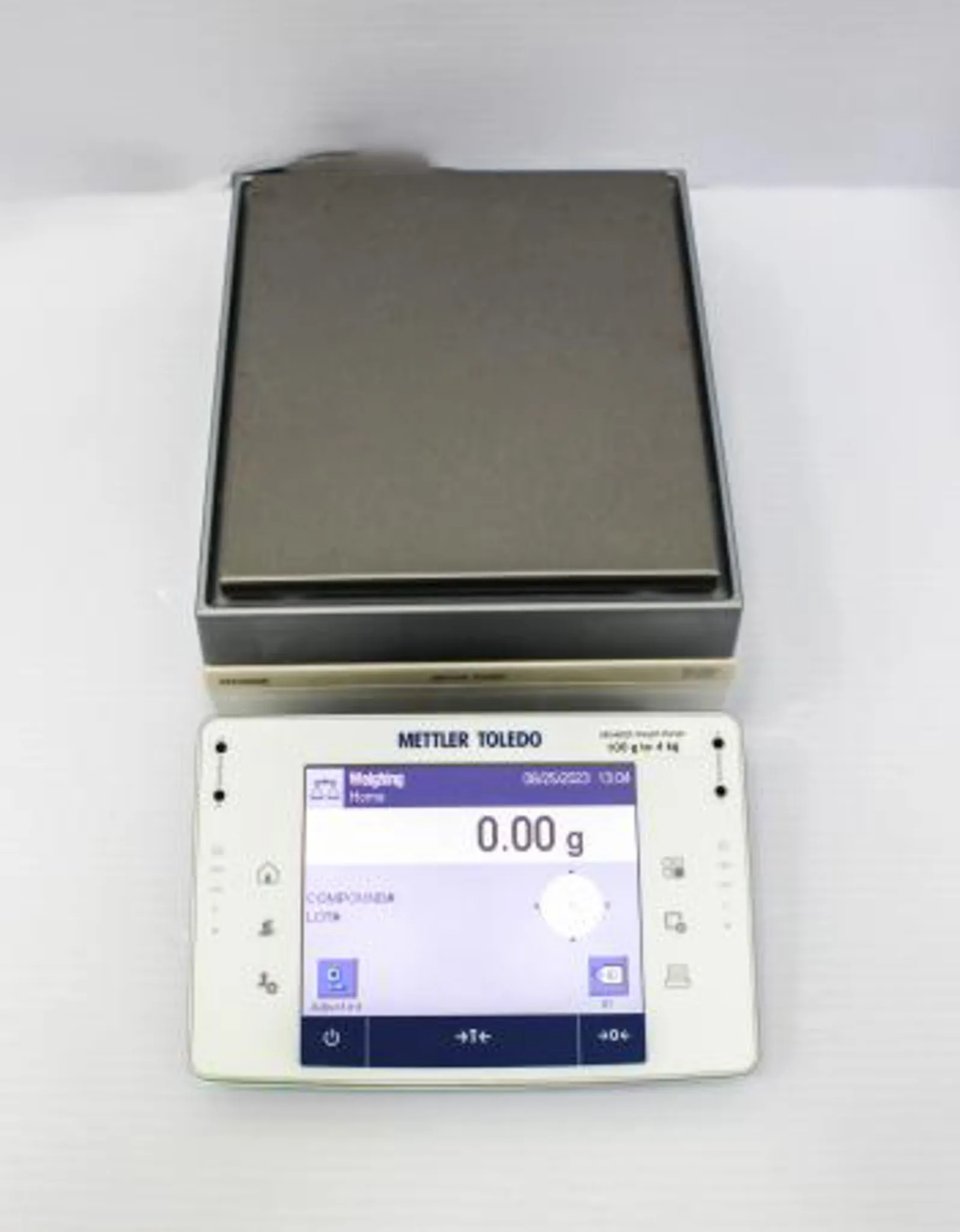 Mettler Toledo XPE4002S Precision Balance