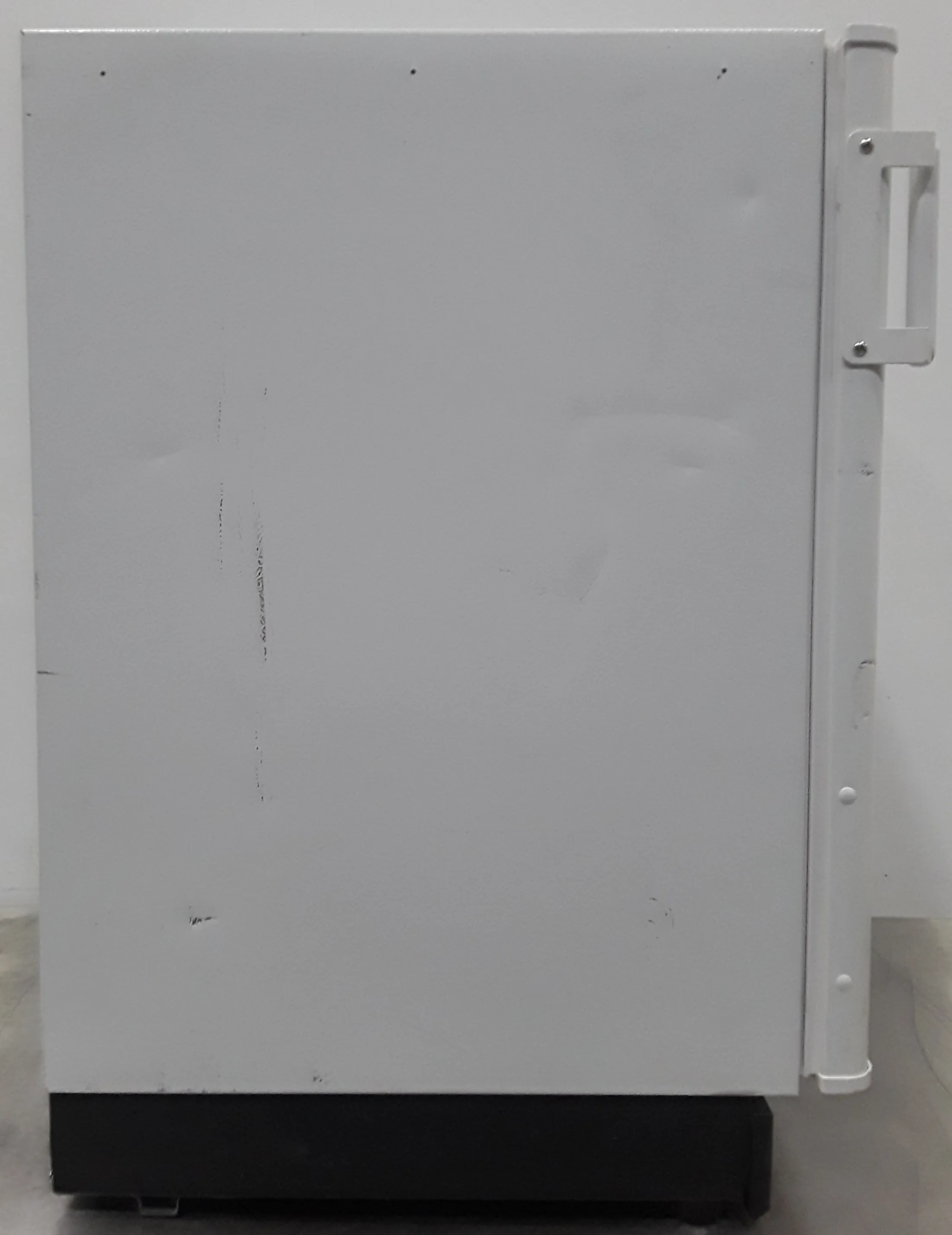 Panasonic SF-L6111W-PA Used Laboratory Freezer - 5.5 cu.ft.