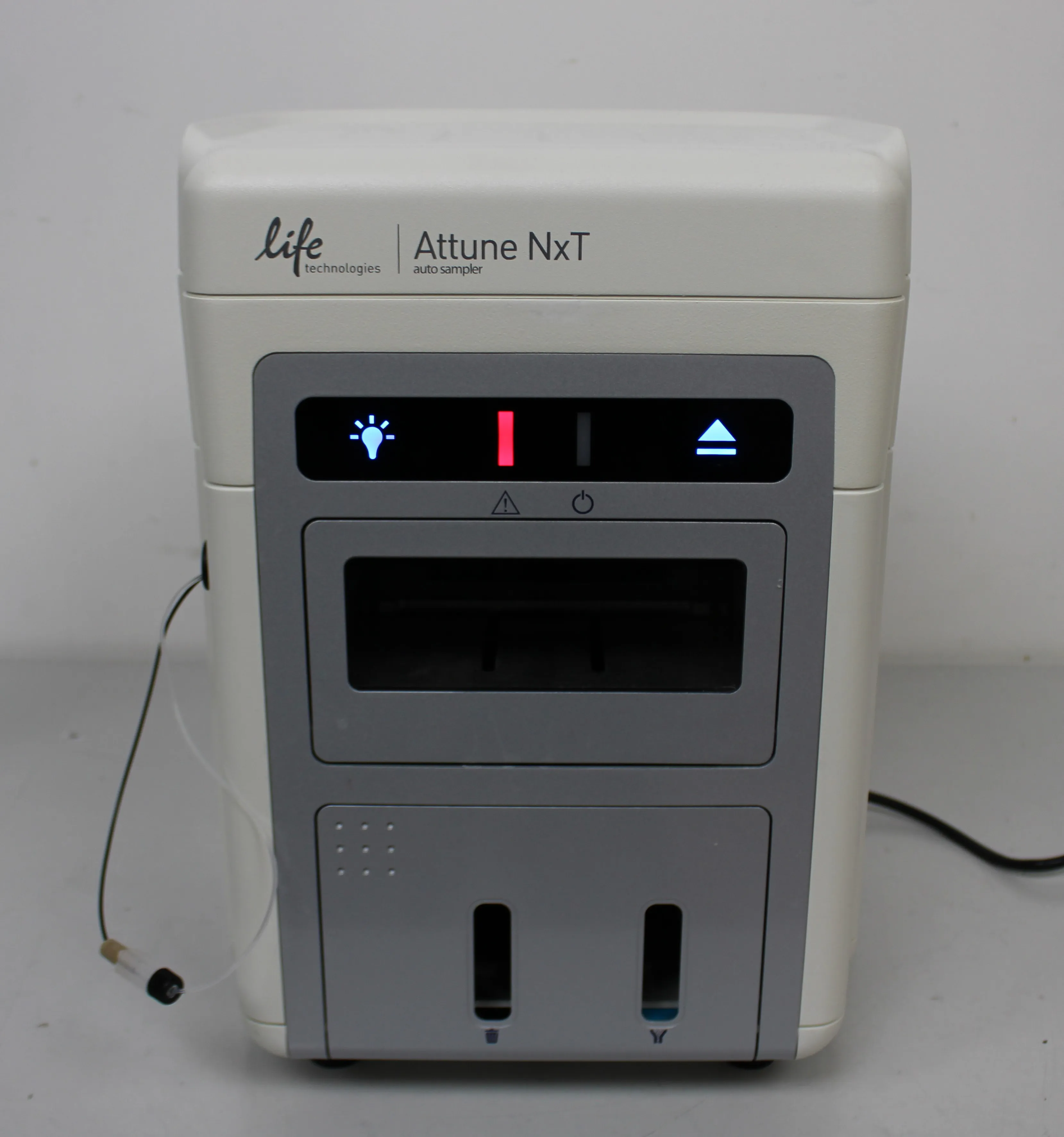 Used Invitrogen Attune Autosampler NXt Gen HPLC / FPLC / GC / CE  Unit