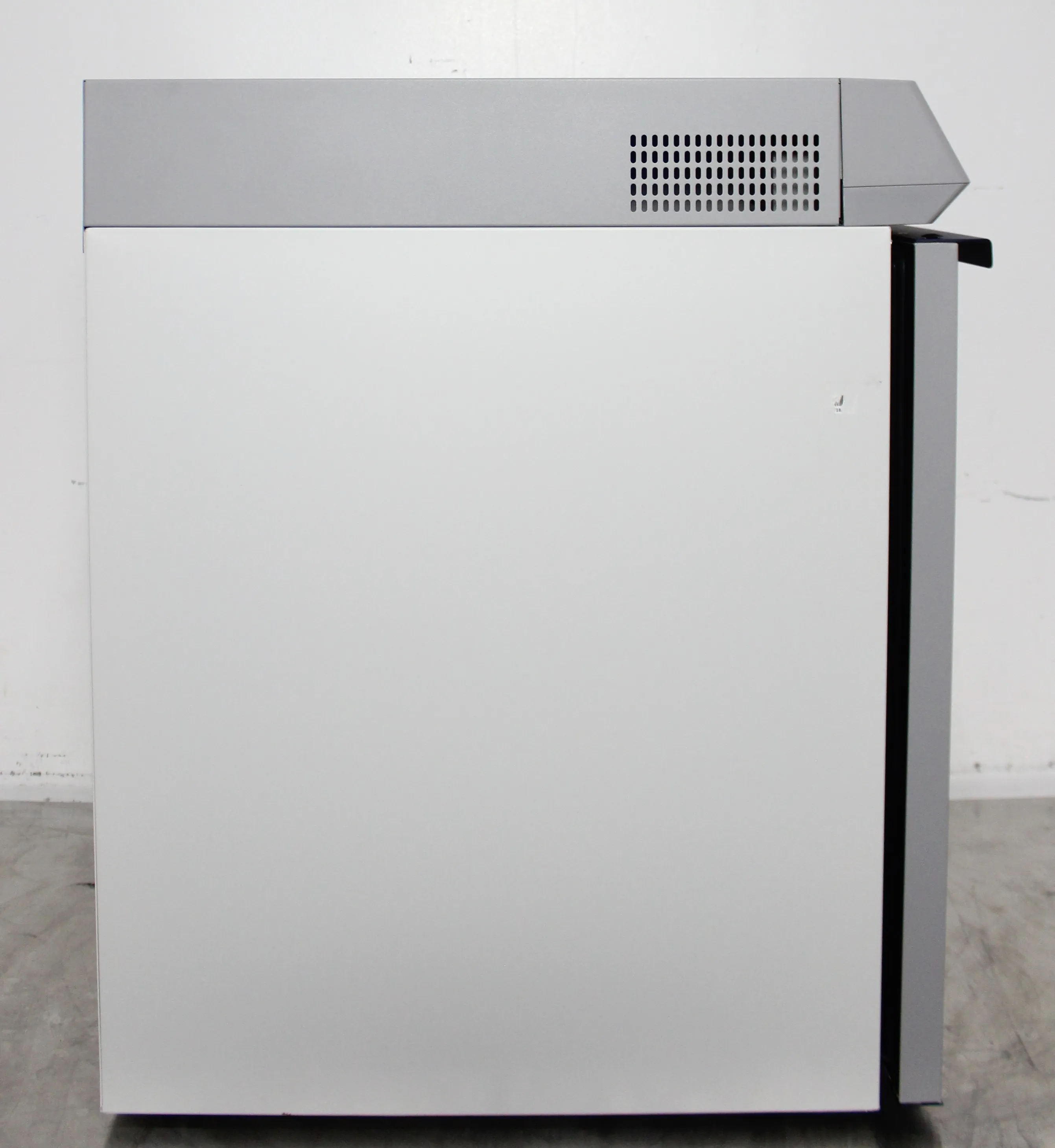 Thermo Scientific TSX Series Undercounter Lab Refrigerator