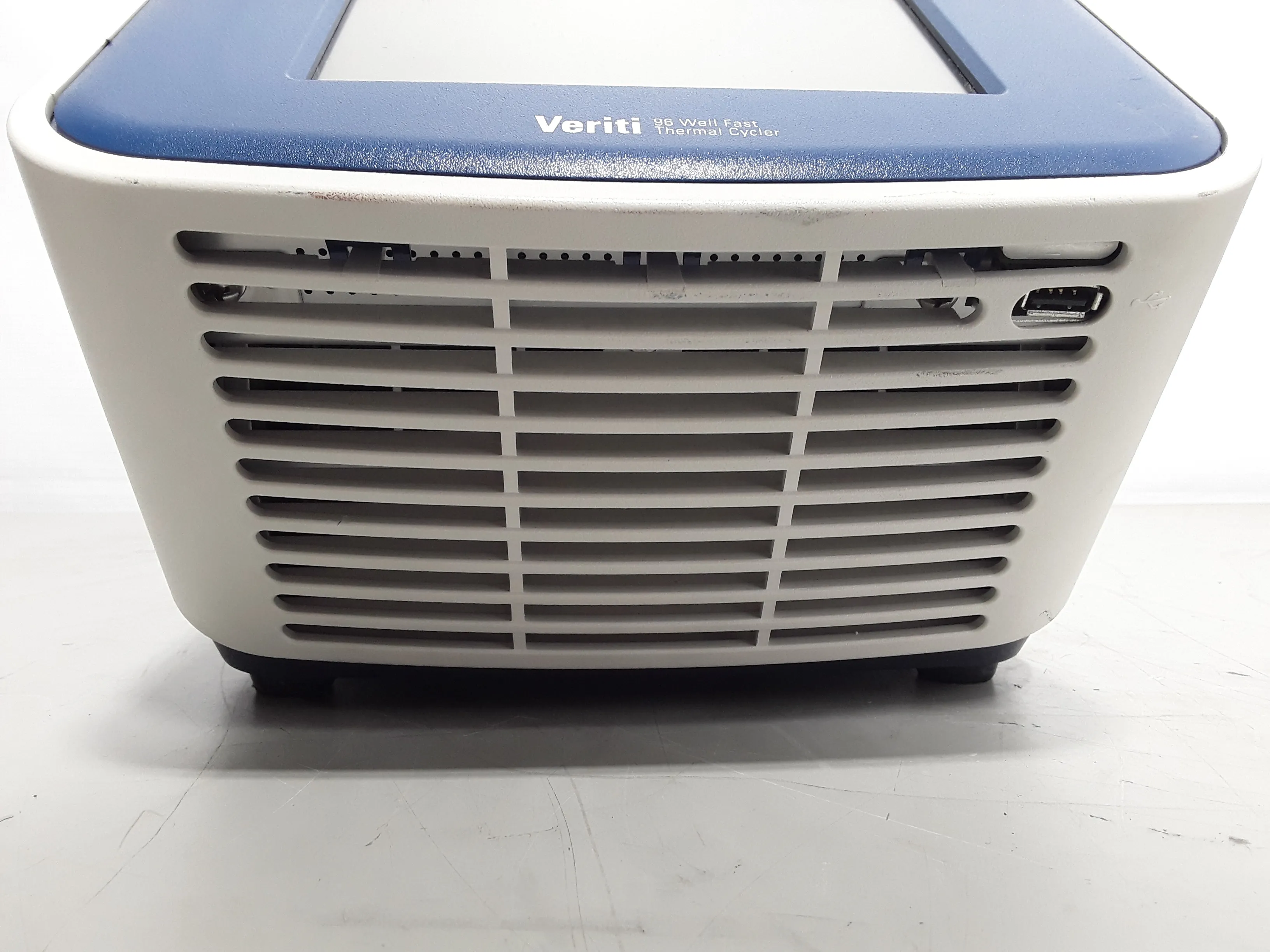 Applied Biosystems 9901 Veriti 96-Well Fast Thermal Cycler