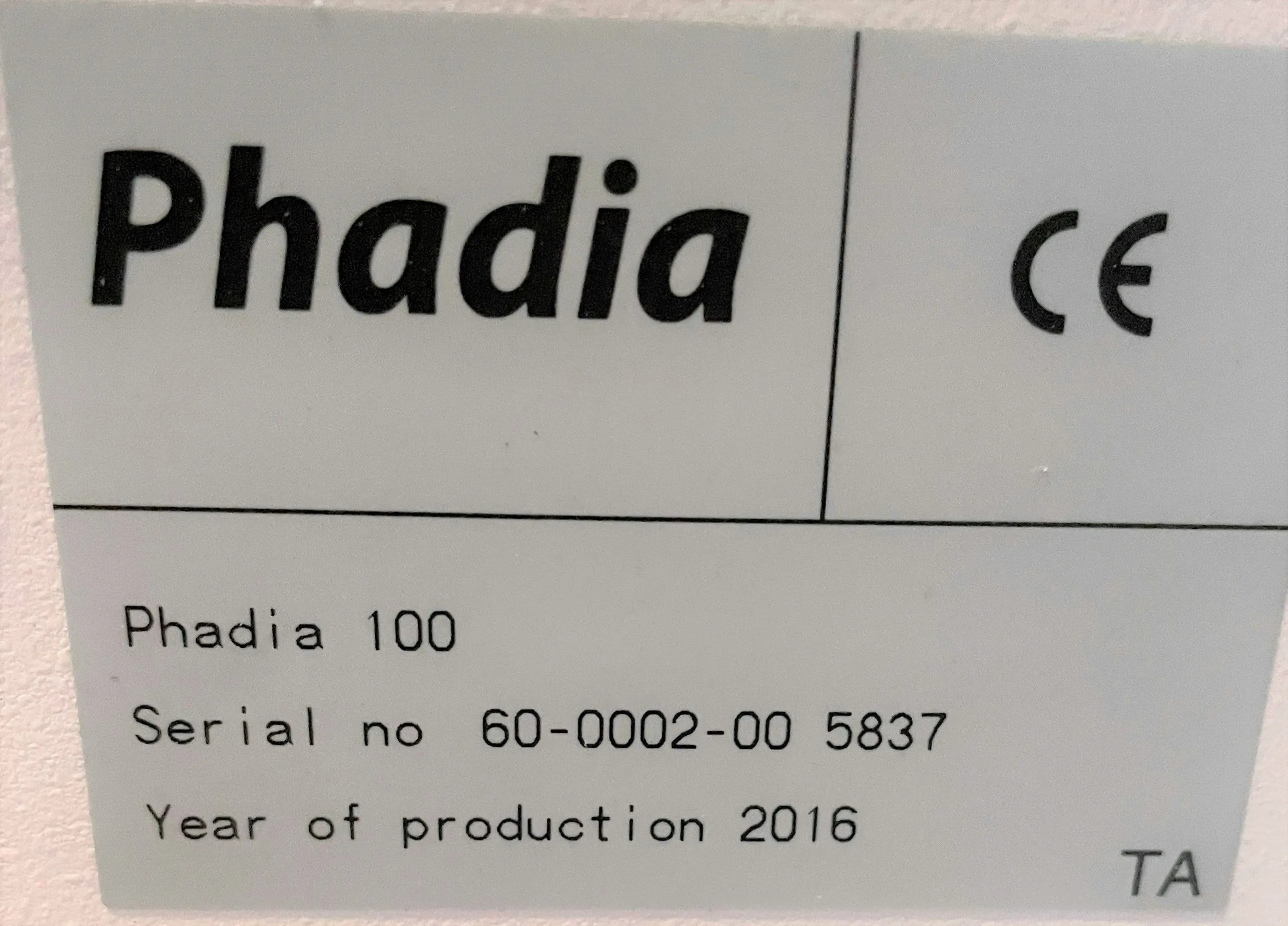 Thermo Scientific Phadia 100 Immunoassay Analyzer with Built-In Software