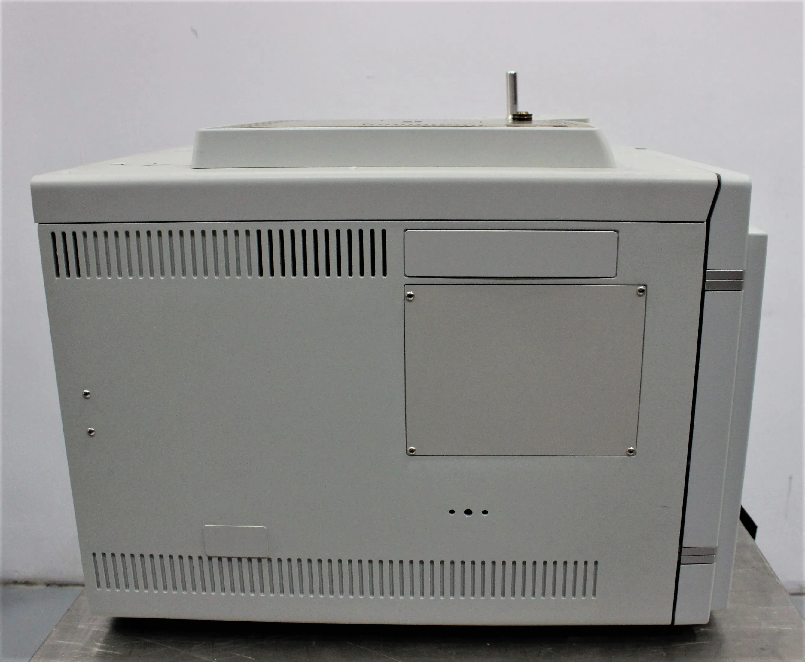 Thermo Scientific TRACE GC Ultra K473000000000D0 Gas Chromatography Mass Spectrometry