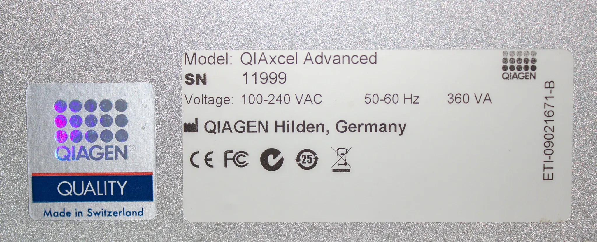 Qiagen QIAxcel Advanced DNA Synthesizer