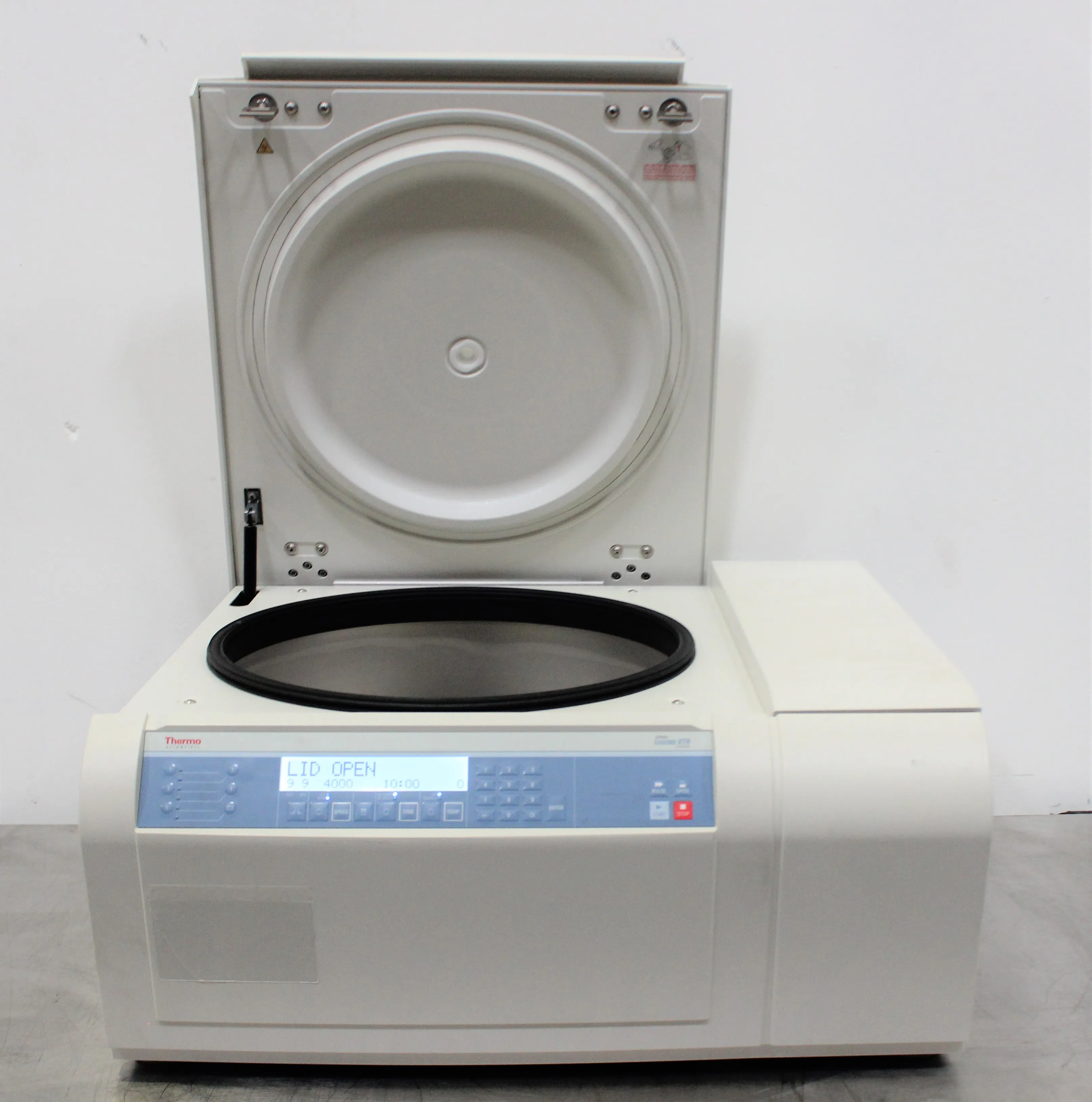 Thermo Fisher 75004521 Sorvall Legend Refrigerated XTR Benchtop Centrifuge