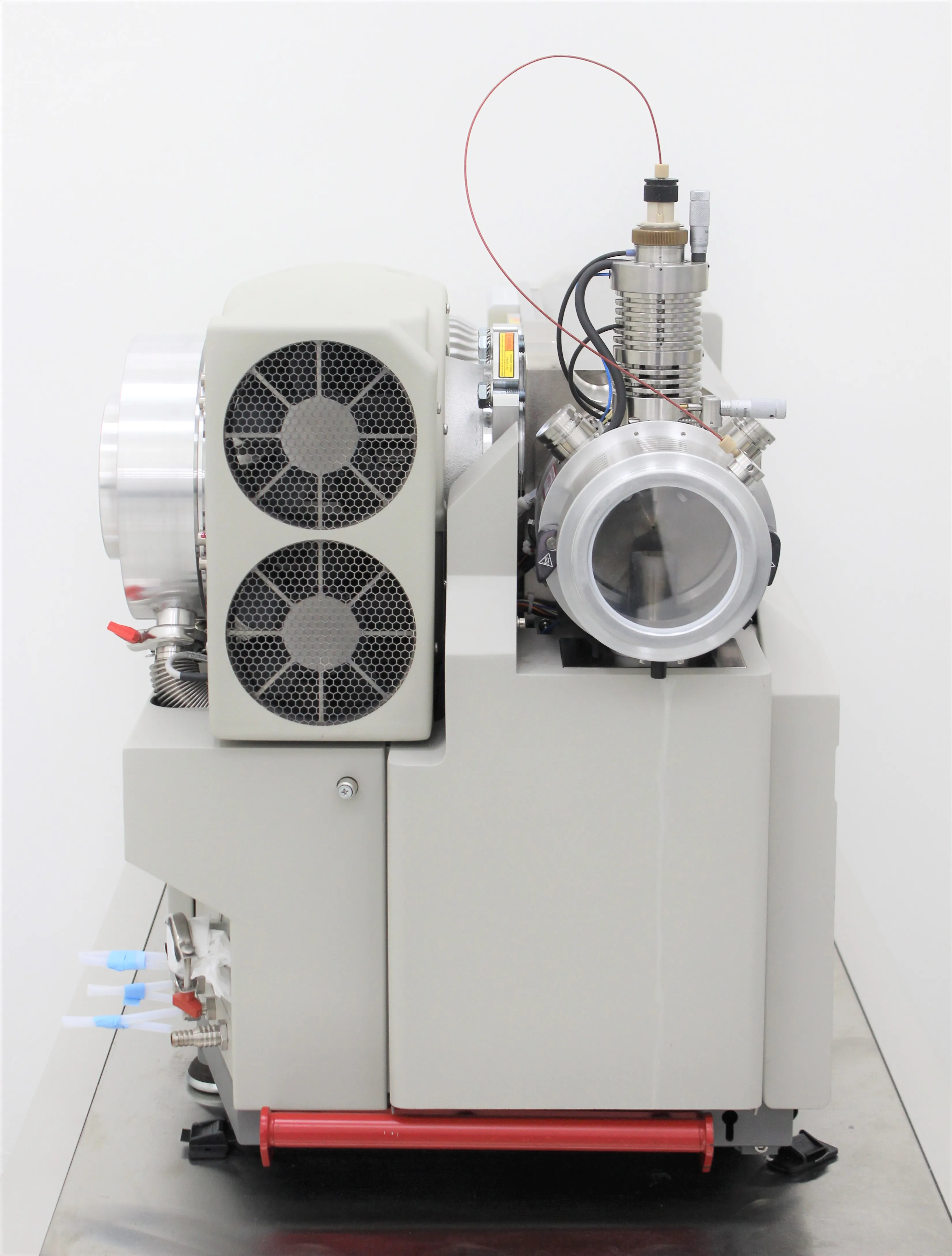 Applied Biosystems 4000 Q Trap LC/MS/MS System Mass Spectrometer