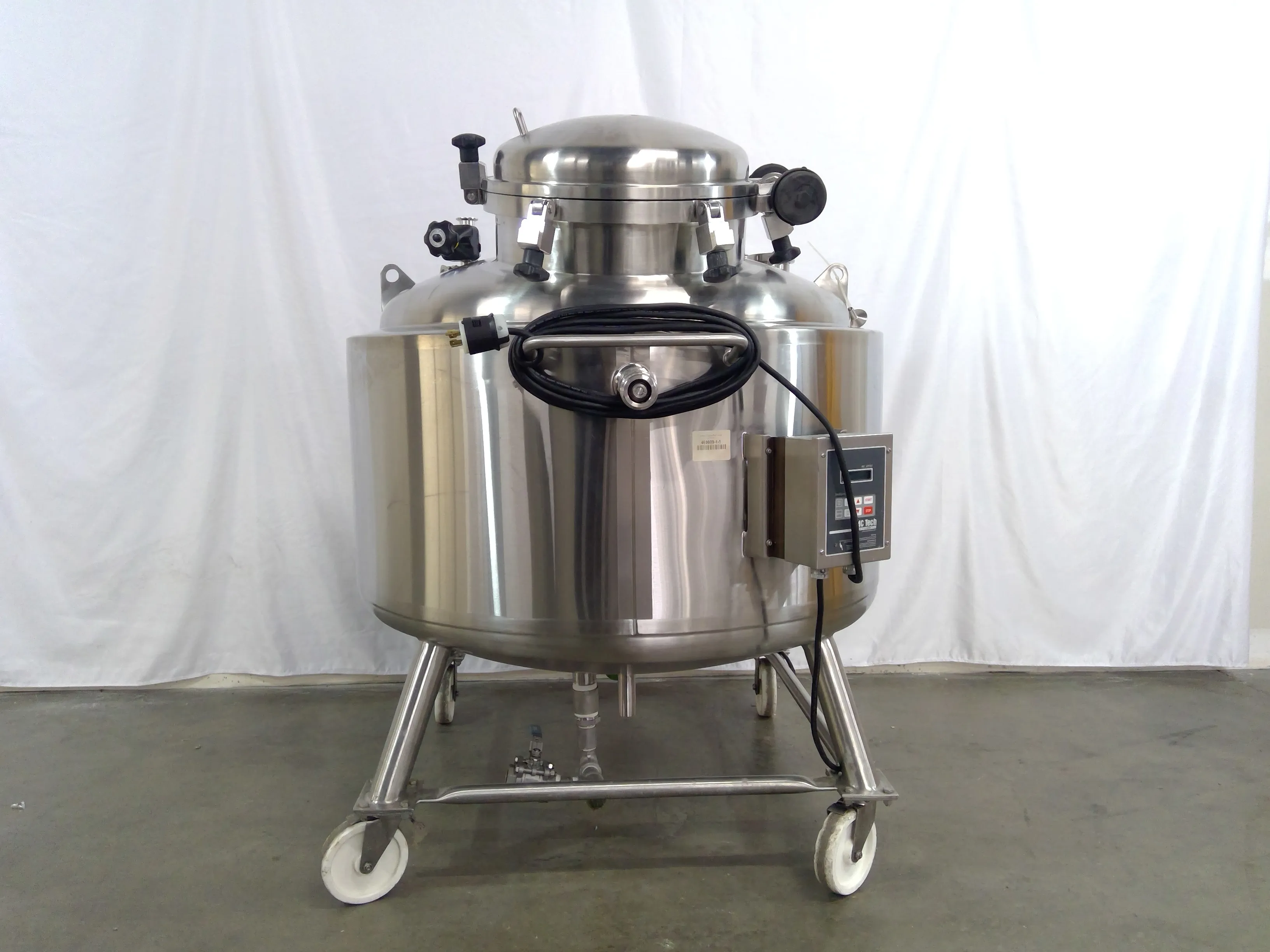 T&C Stainless 350Liter Mixing Tank - Used