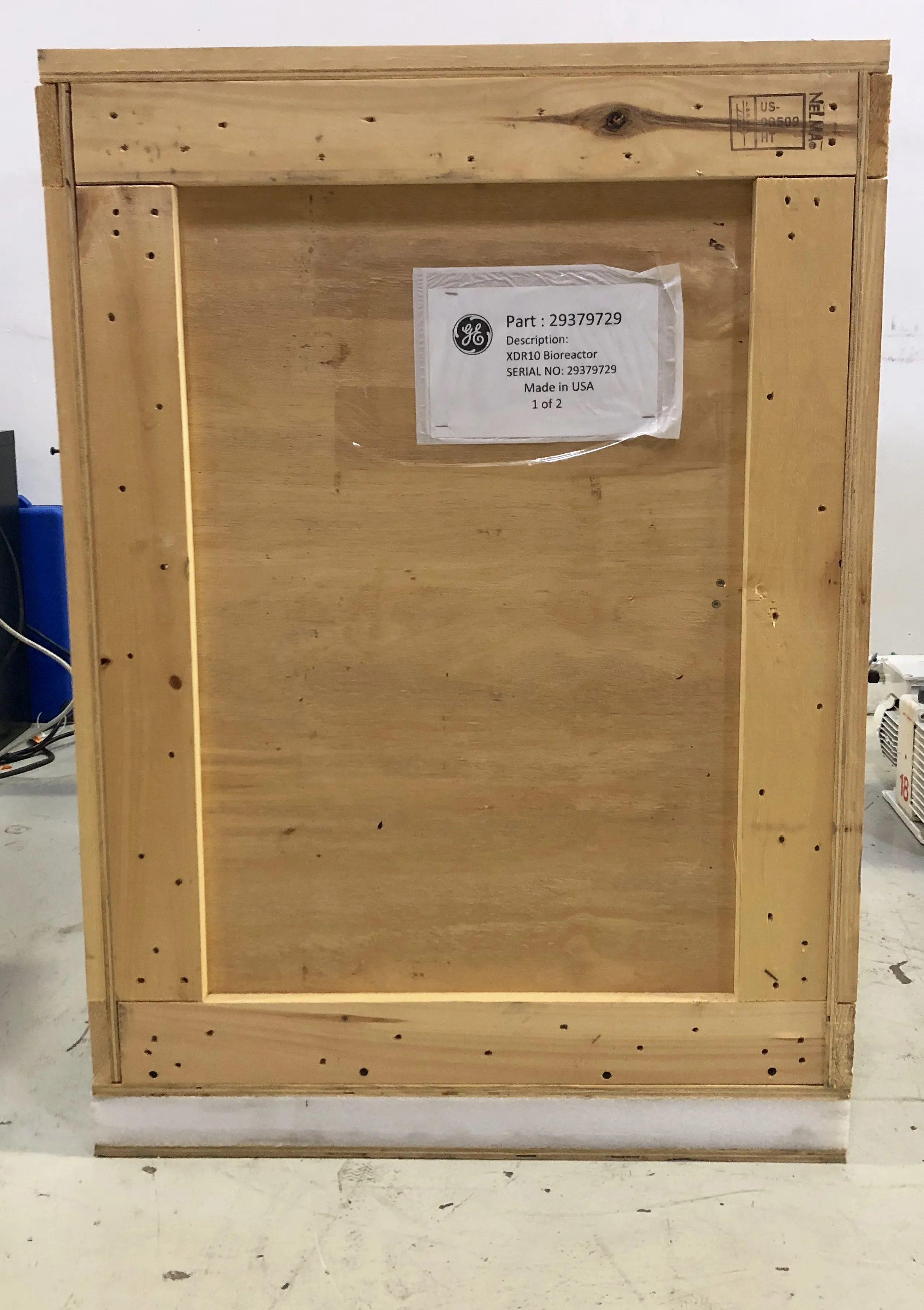 Empty Crate for XDR10 Bioreactor