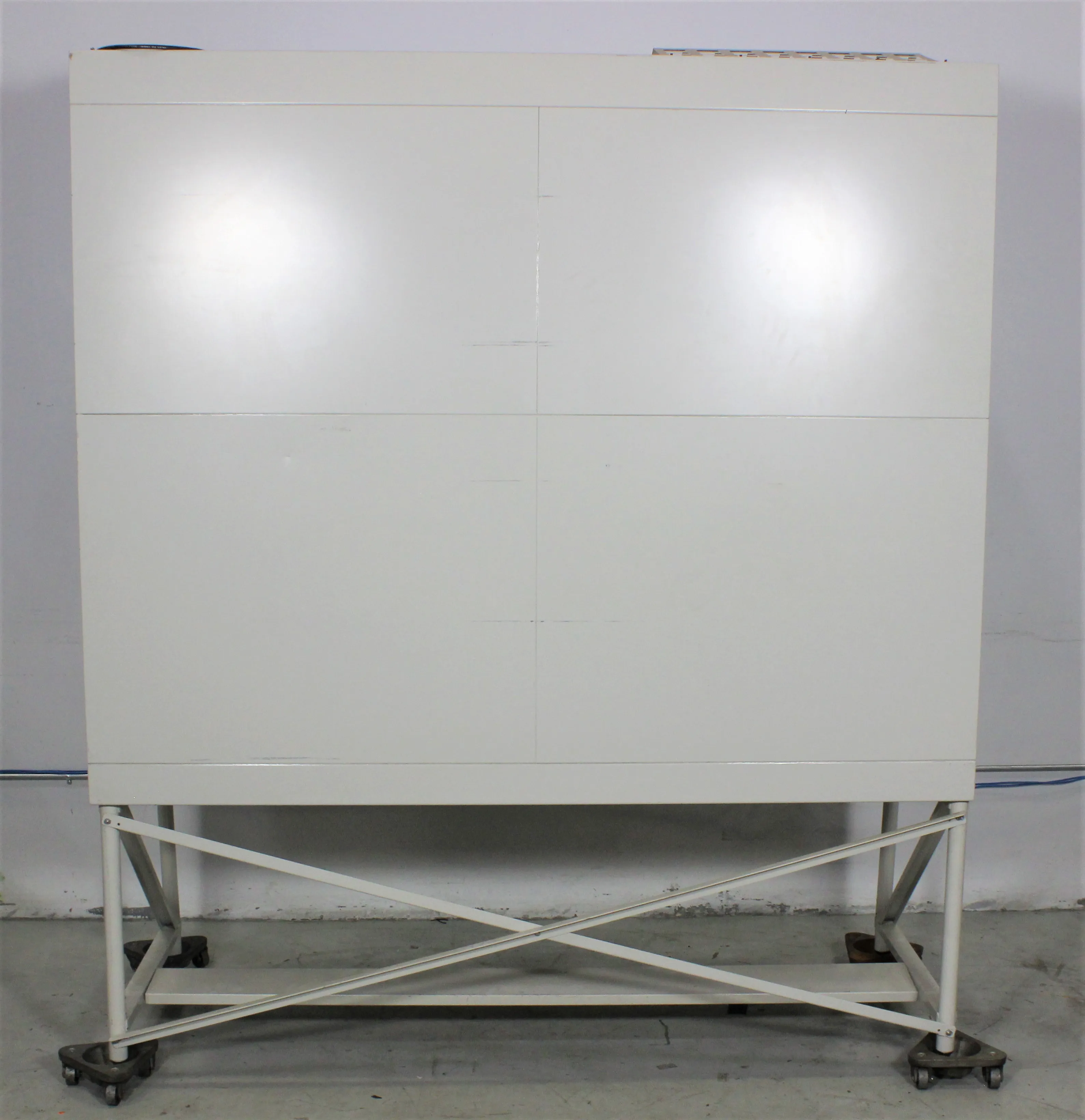 Thermo Forma Scientific 1186 Biosafety Cabinet Class II Type A/B3