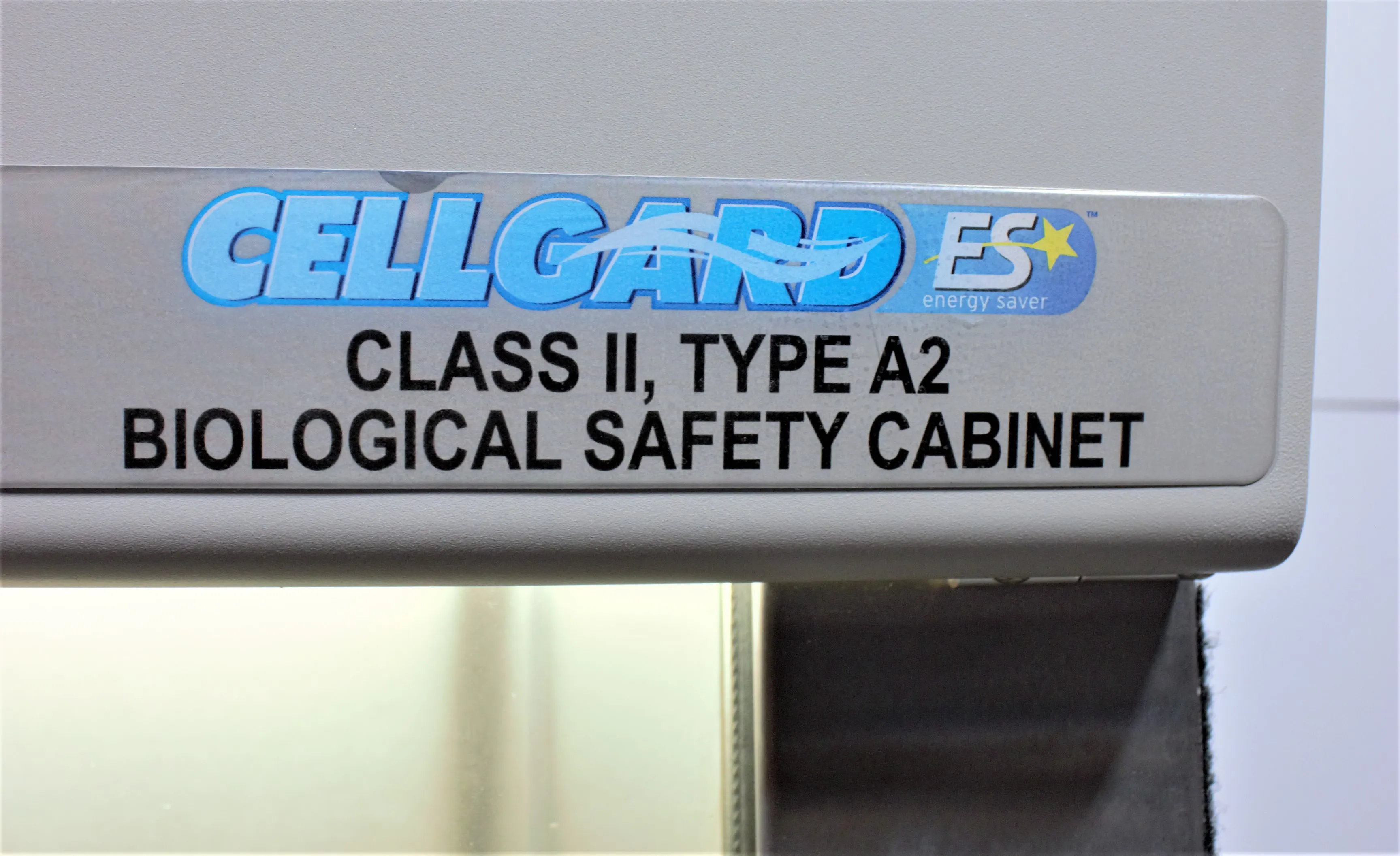 Nuaire NU-475 Cellgard ES Class II Type A2 Biosafety Cabinet