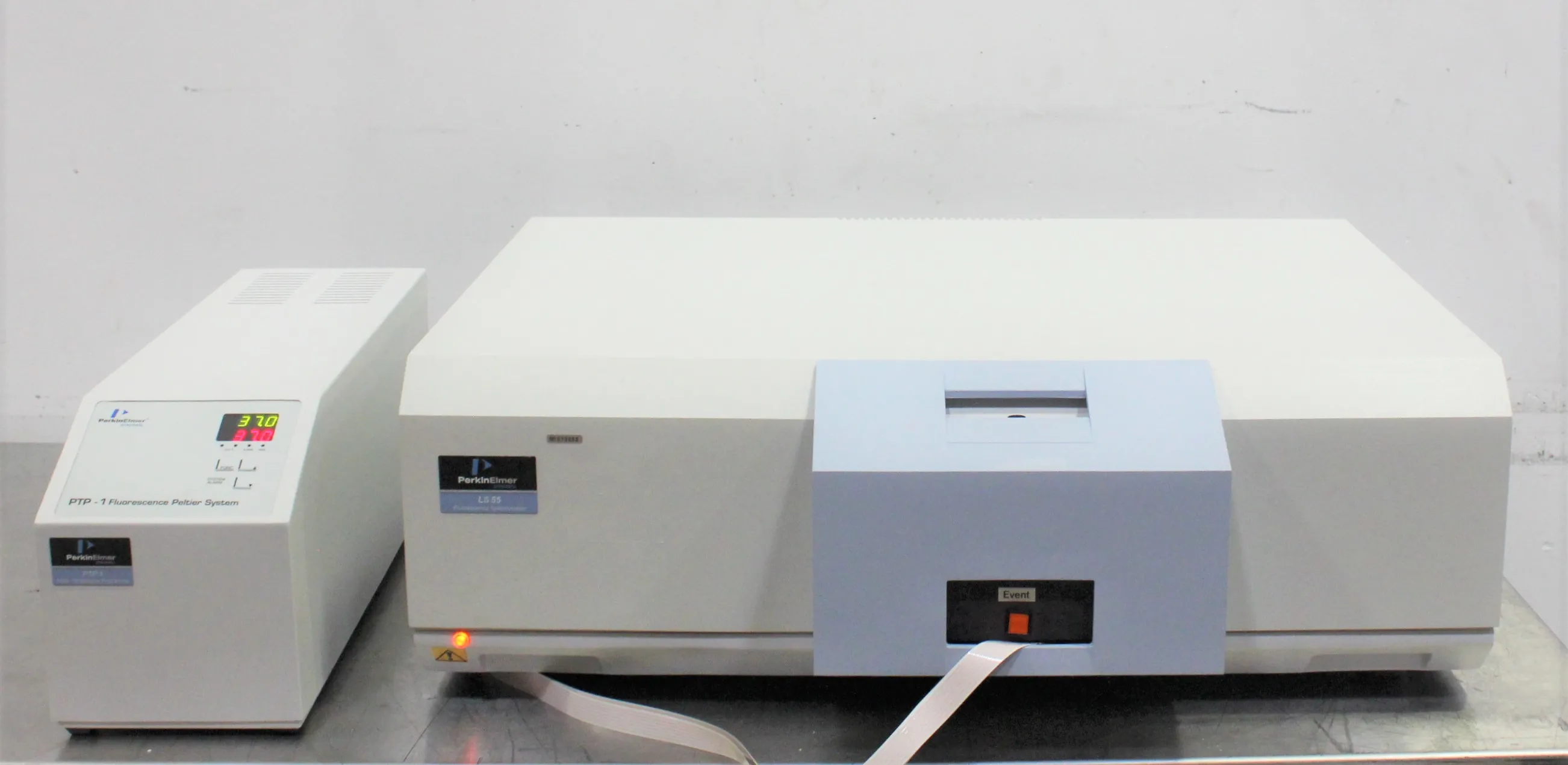 PerkinElmer LS55 Fluorescence Spectrometer