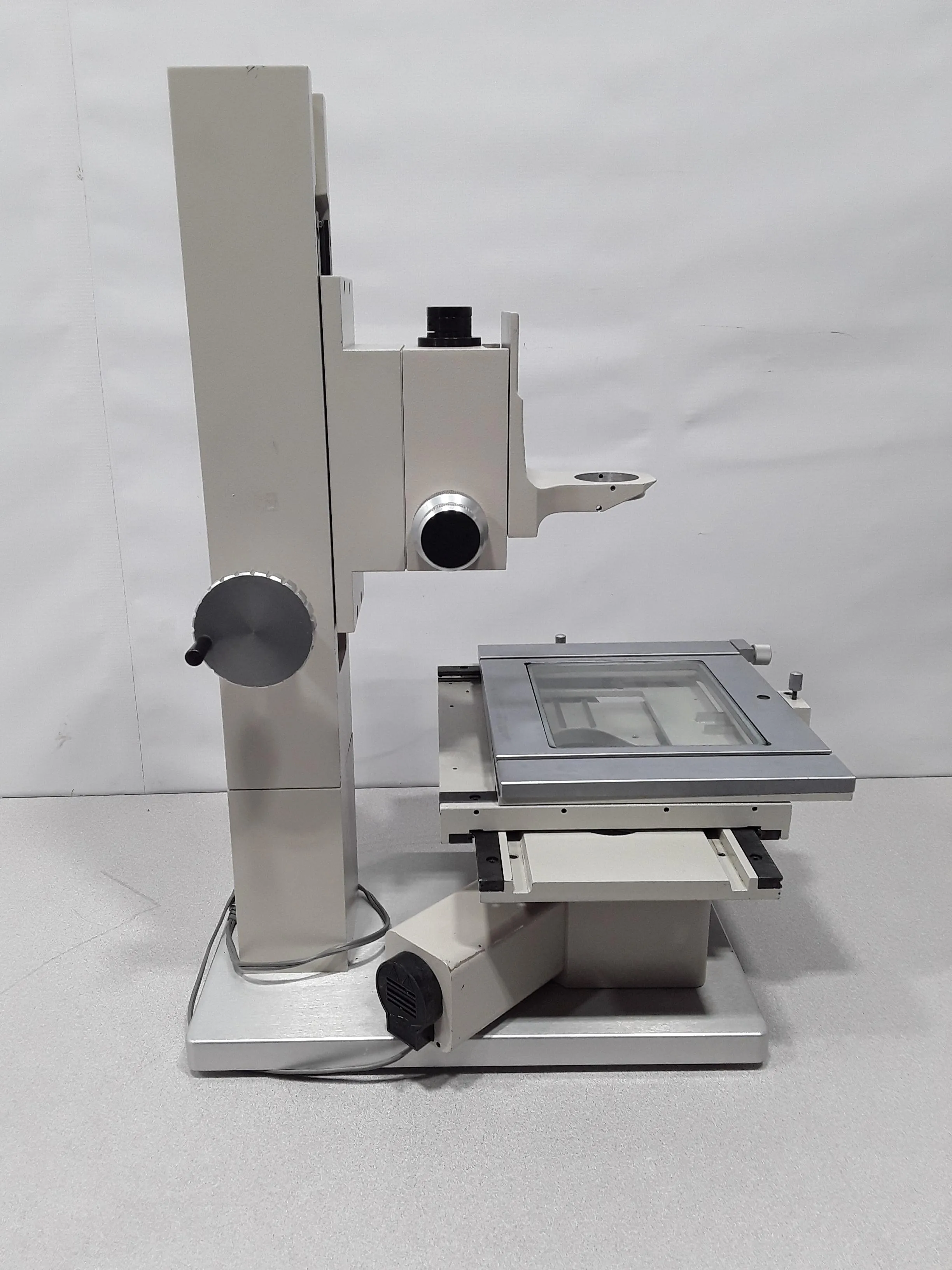 Olympus TDO Microscope Power Supply with Stand 319-109