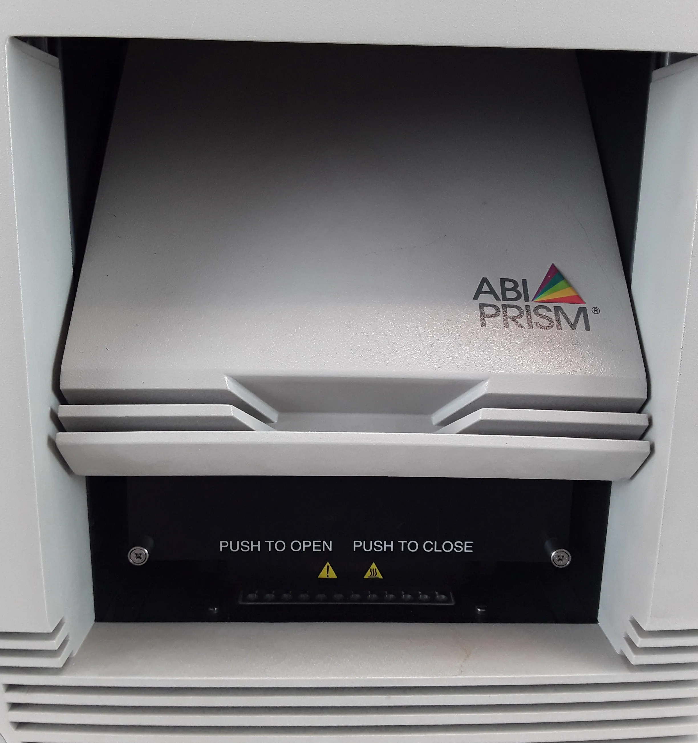 Applied Biosystems 7000 Sequence Detection System Real Time PCR Molecular Biology Equipment