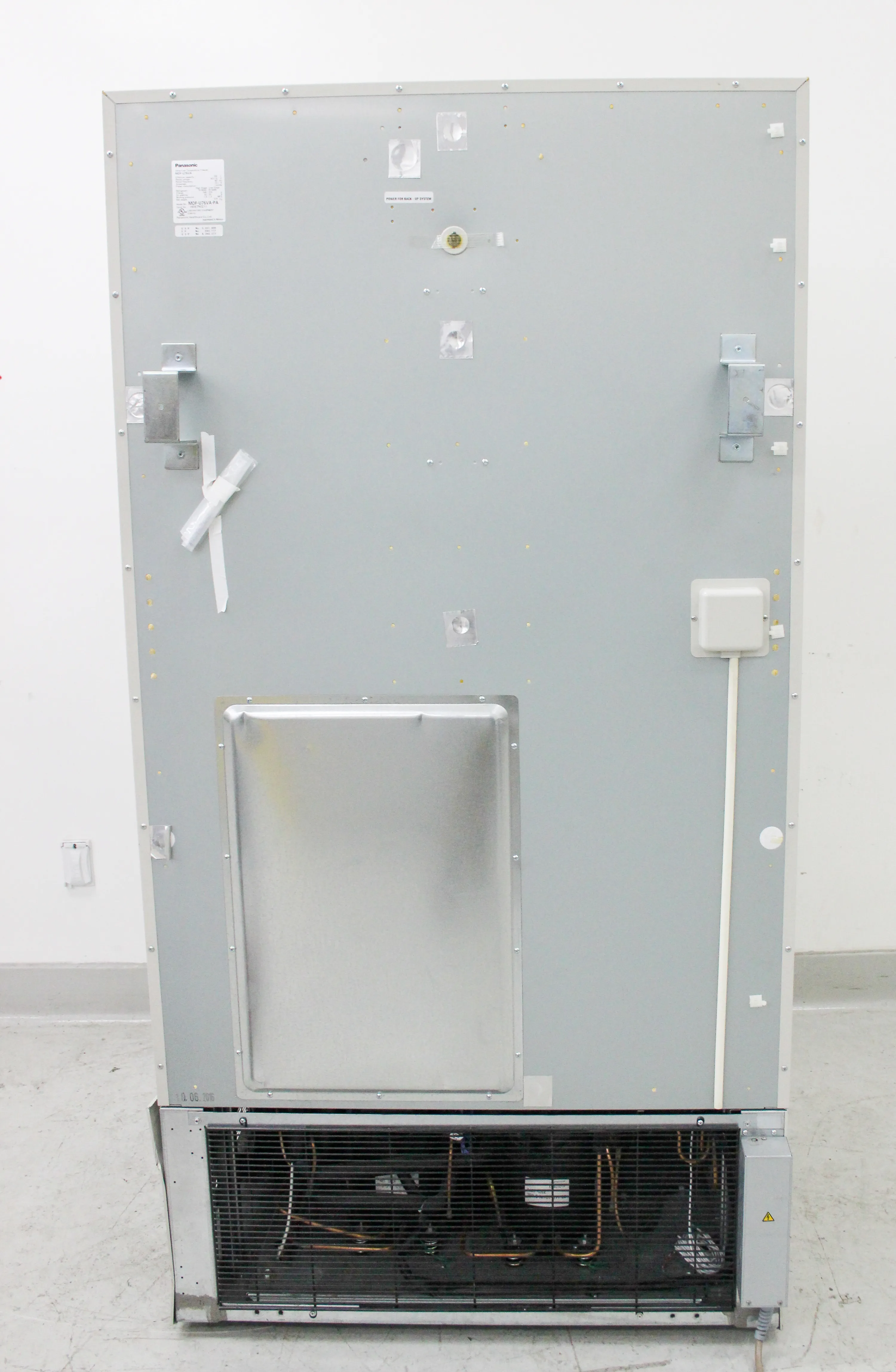 Panasonic VIP Plus Series MDF-U76VA-PA Ultra Low Temperature Freezer -80C  For Parts