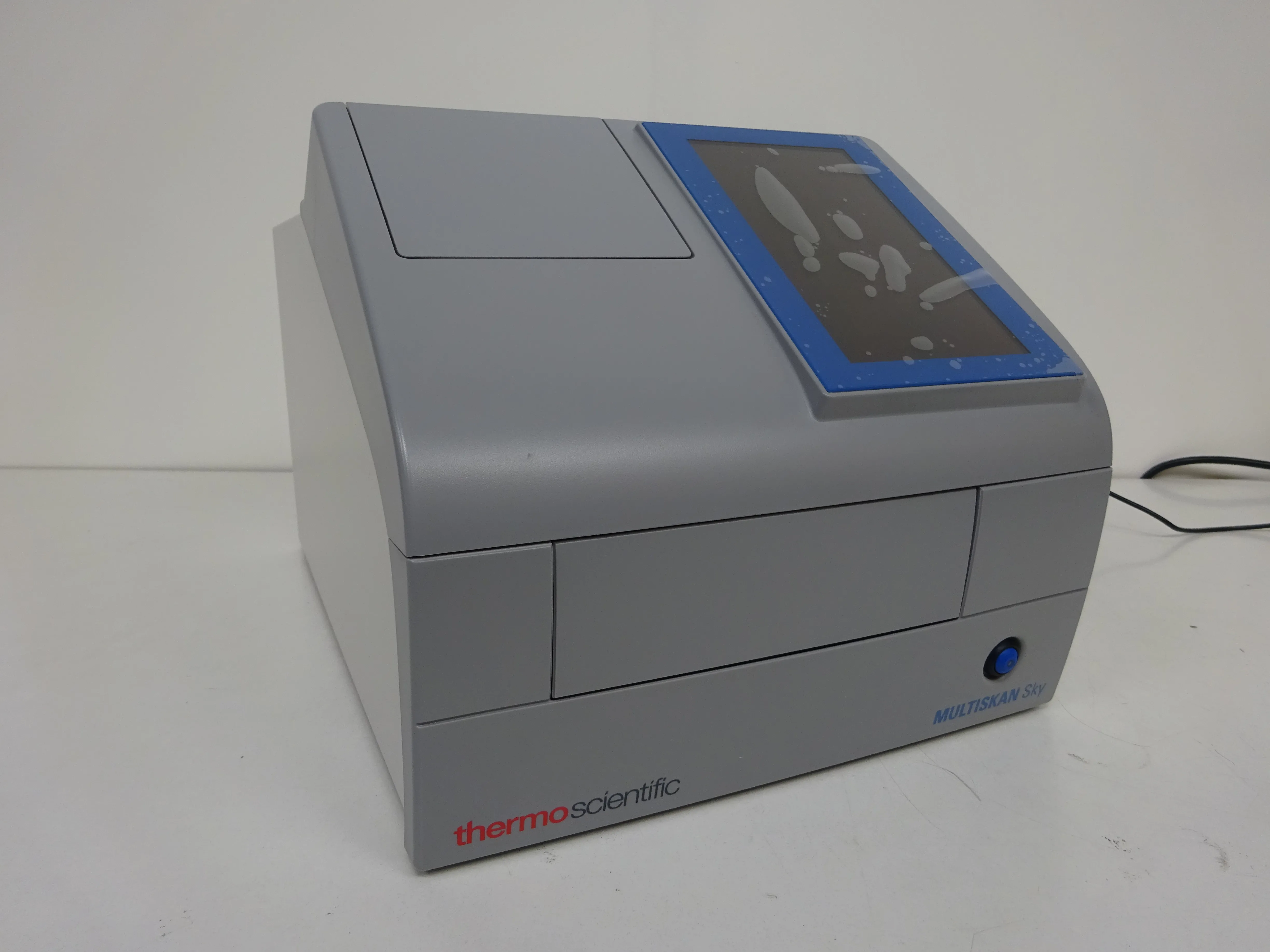 Thermo Scientific Multiskan Sky with Touch Screen UV-Vis Spectrometer