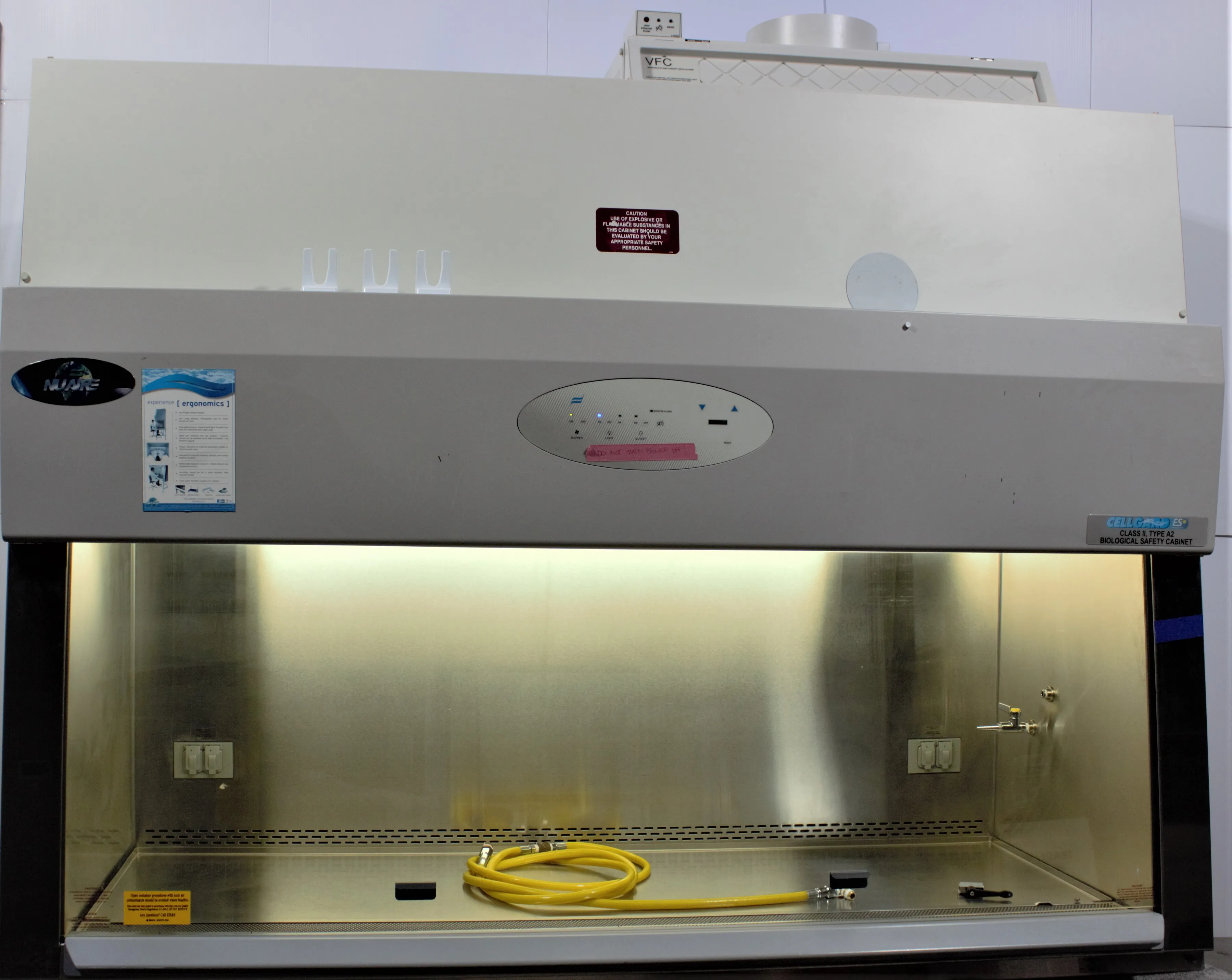 NuAire NU-477-600 Class II Type A2 Biosafety Cabinet