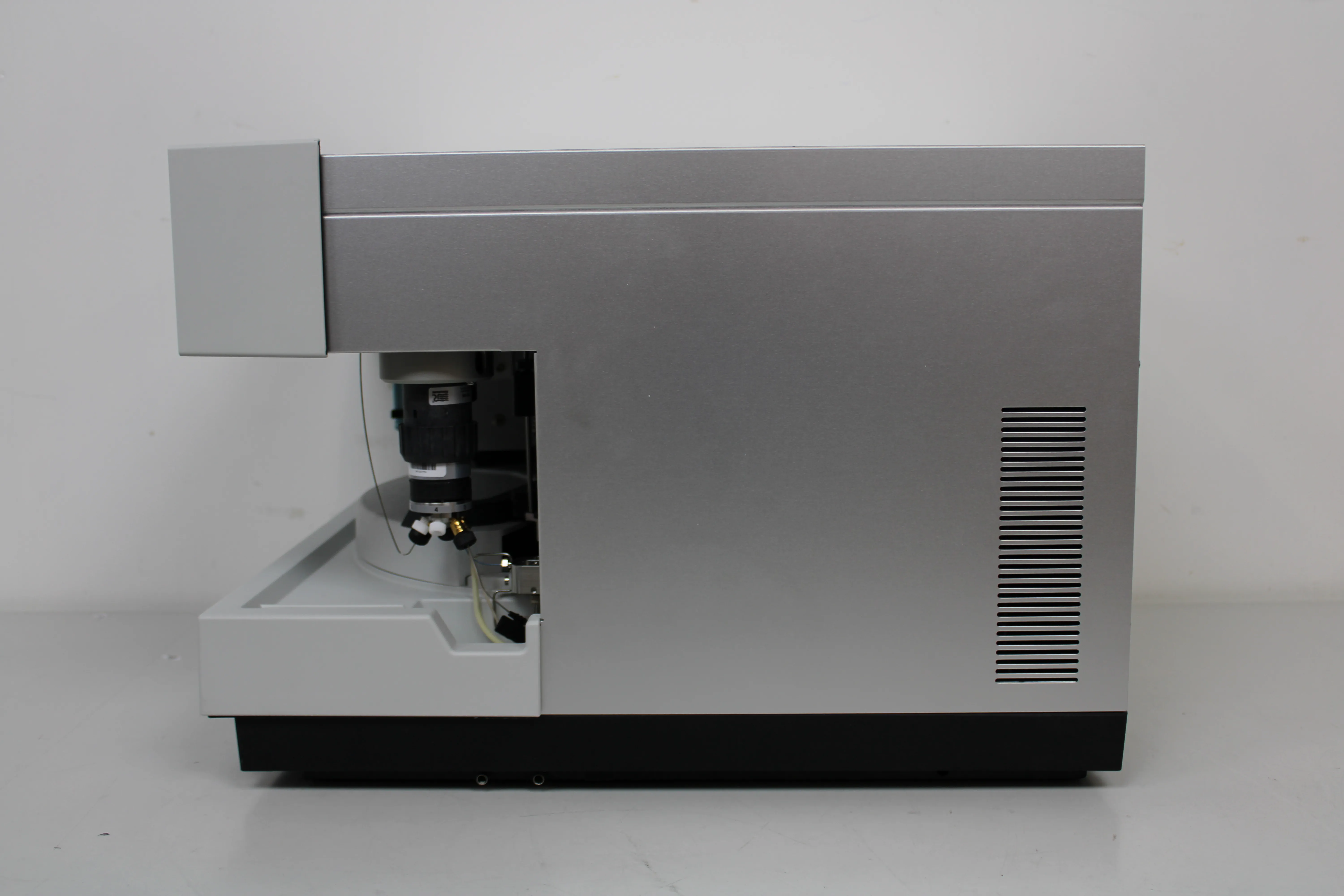 Thermo Scientific UltiMate WPS-3000RS/TRS Rapid Separation Well Plate Autosampler