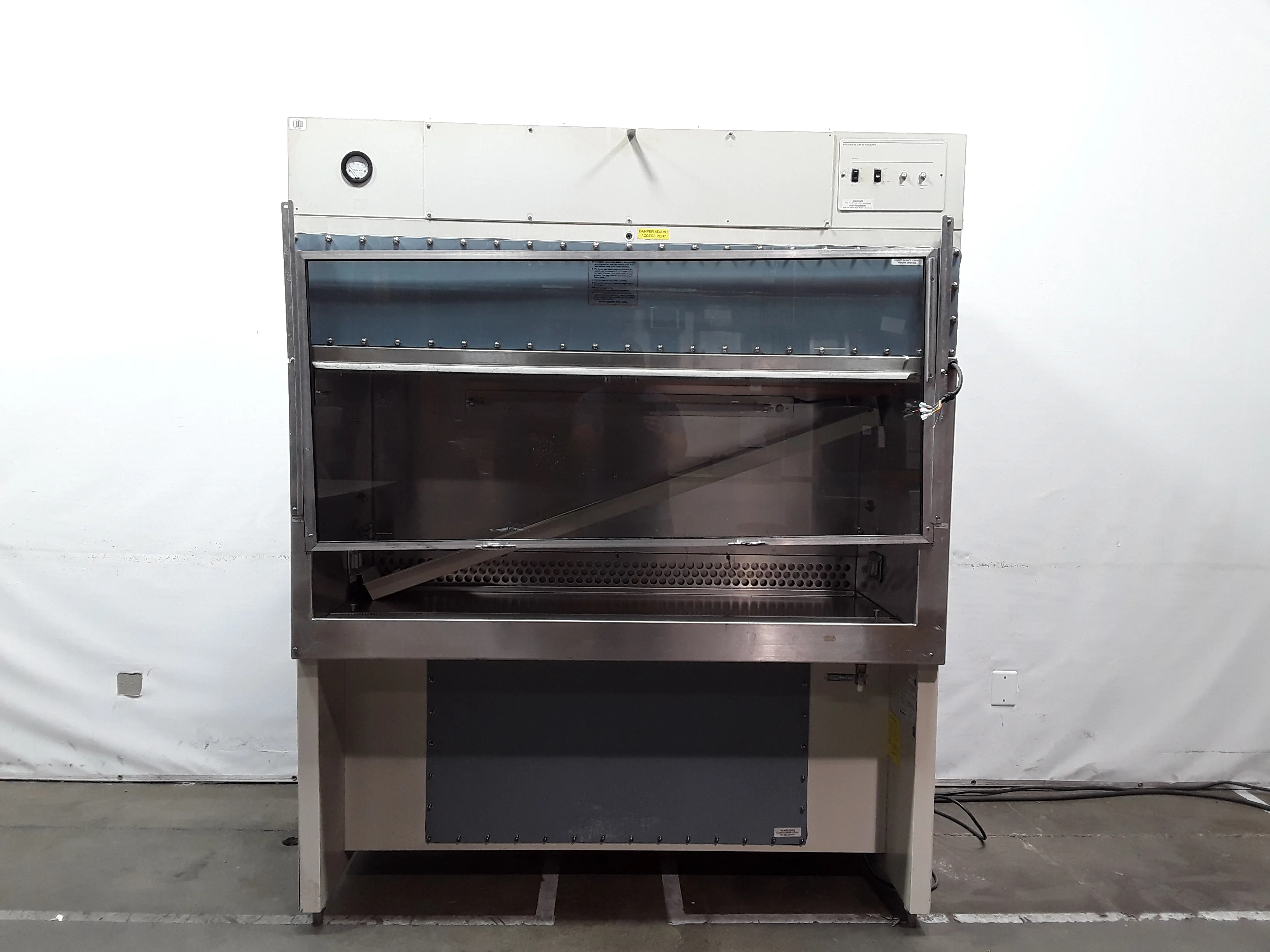 Forma Scientific 1202 Class II Type A1 Biosafety Cabinet - Used Lab Equipment