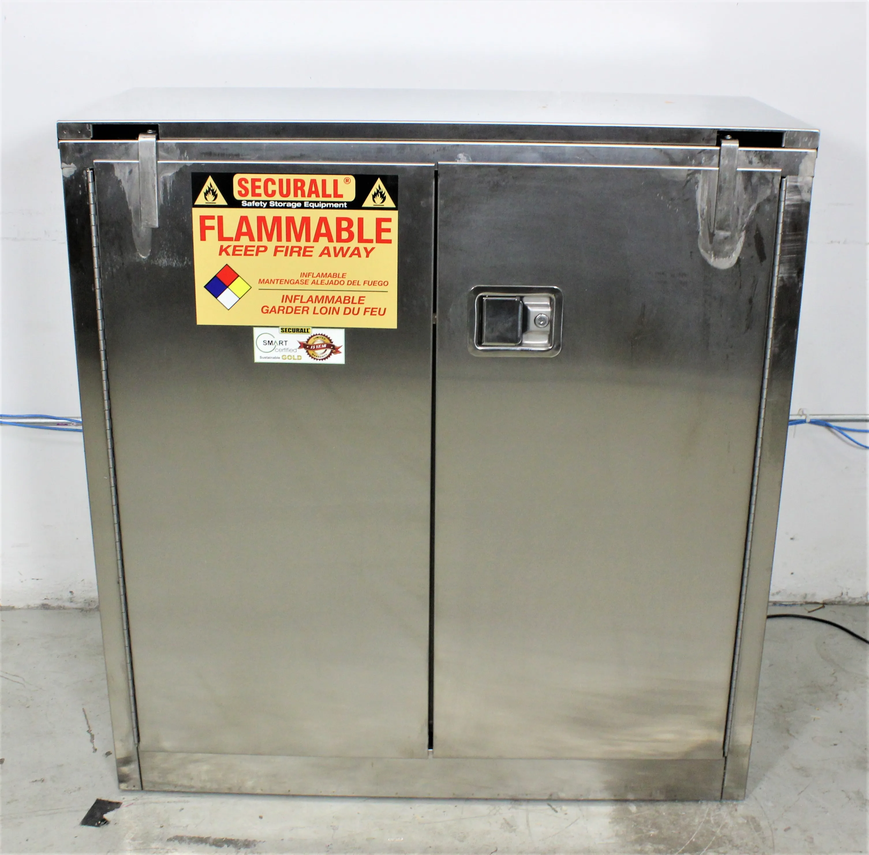 Securall A330 Flammable Cabinet Laboratory Equipment