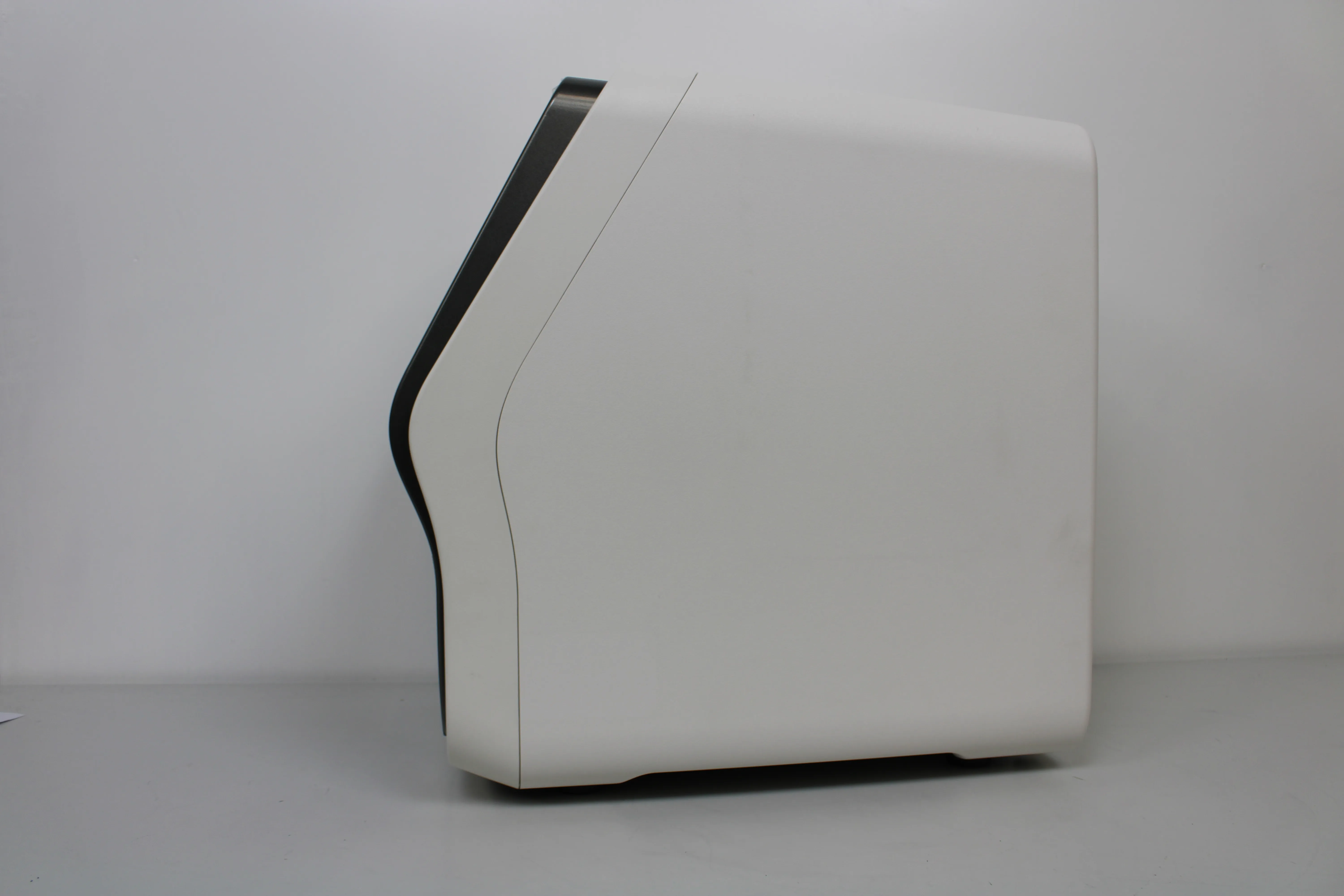 Applied Biosystems QuantStudio 6 Pro Real-Time PCR System