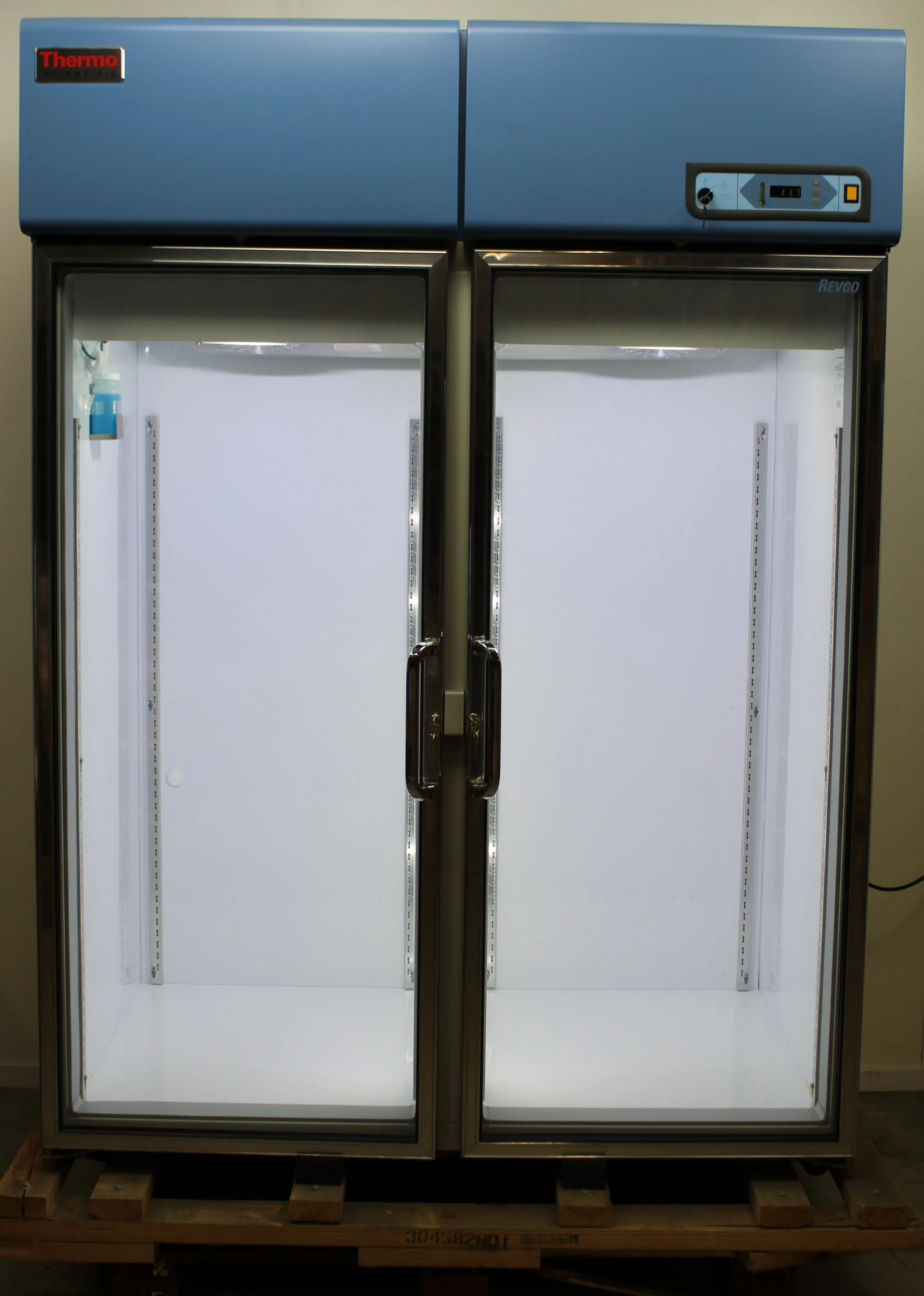 Thermo Fisher High-Performance Double Glass Door Laboratory Refrigerator RGL5004W