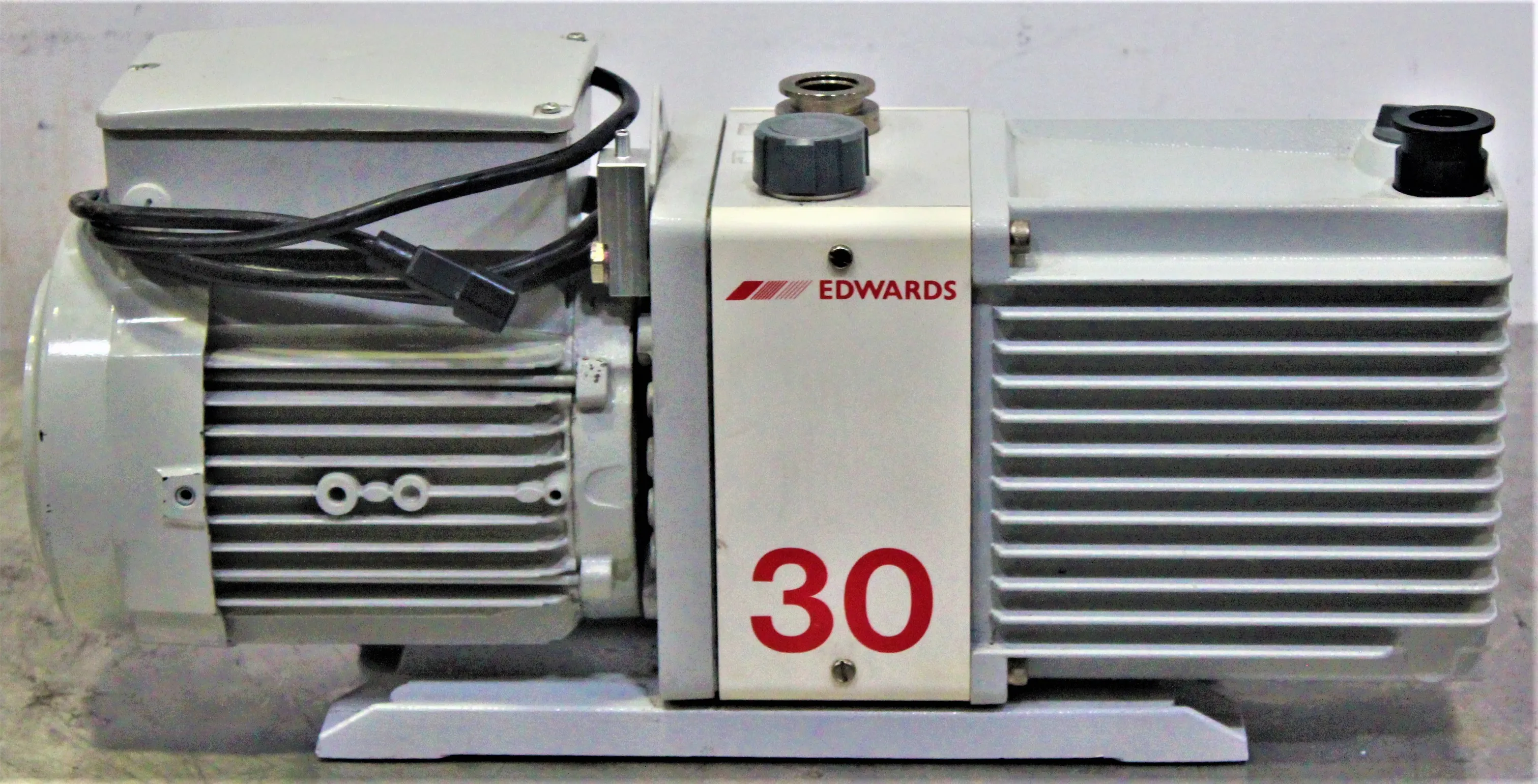 Edwards E2M30 Vacuum Pump