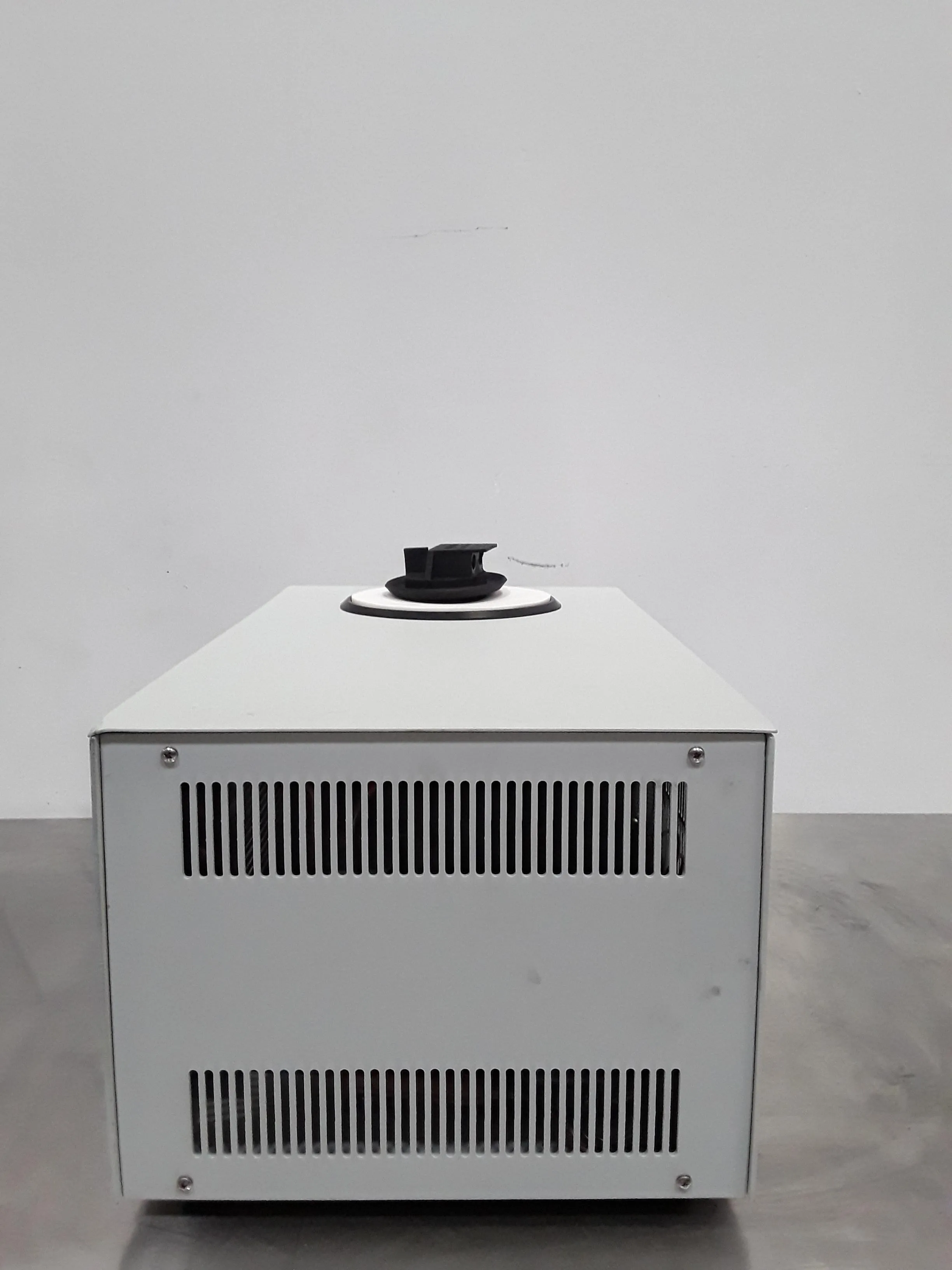 Thermo Fisher RVT400-115 Speed Vac Refrigerated Vapor Trap 4L Capacity Used Laboratory Equipment