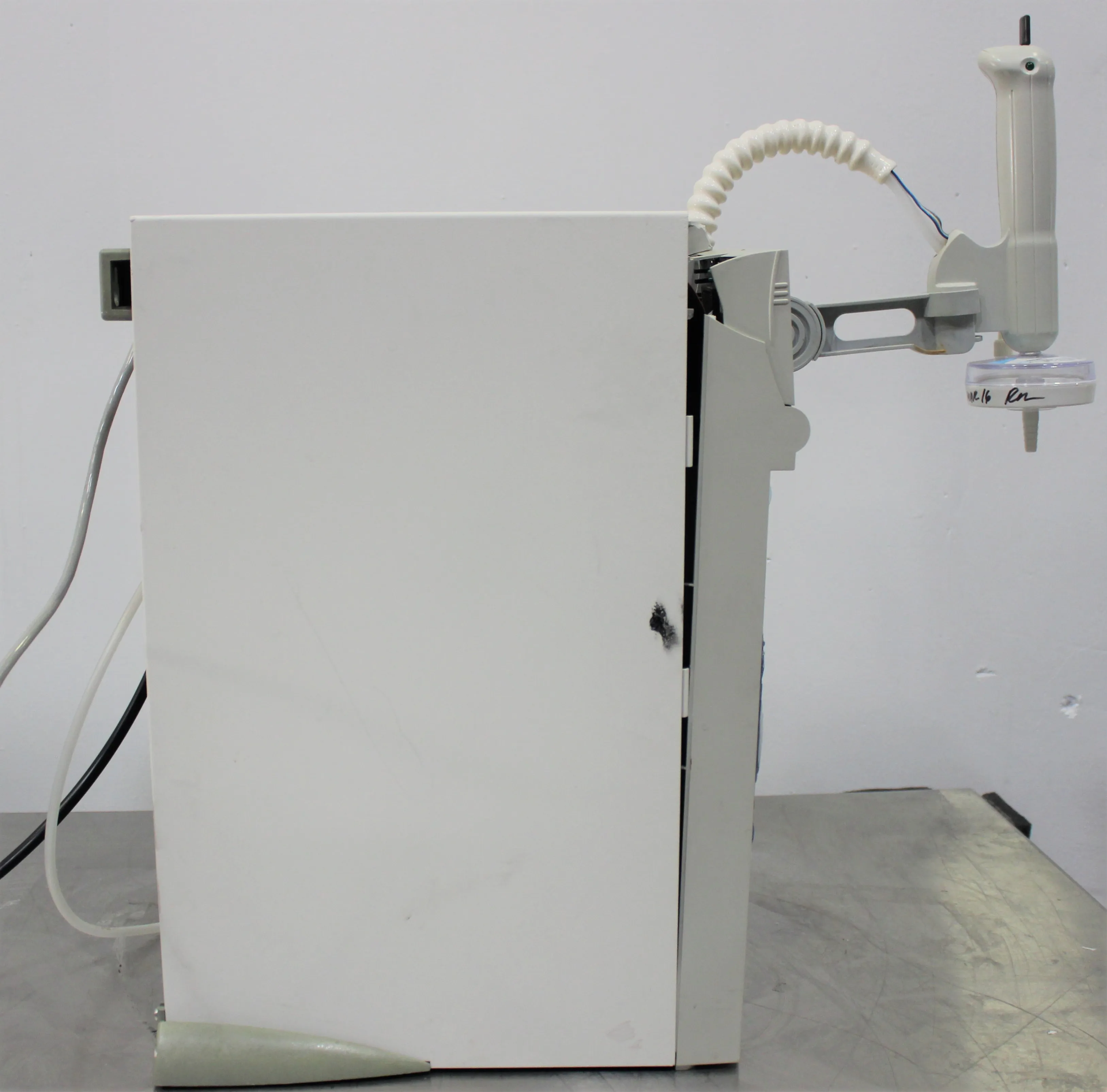 Millipore Milli-Q Gradient A10 Water Purification System