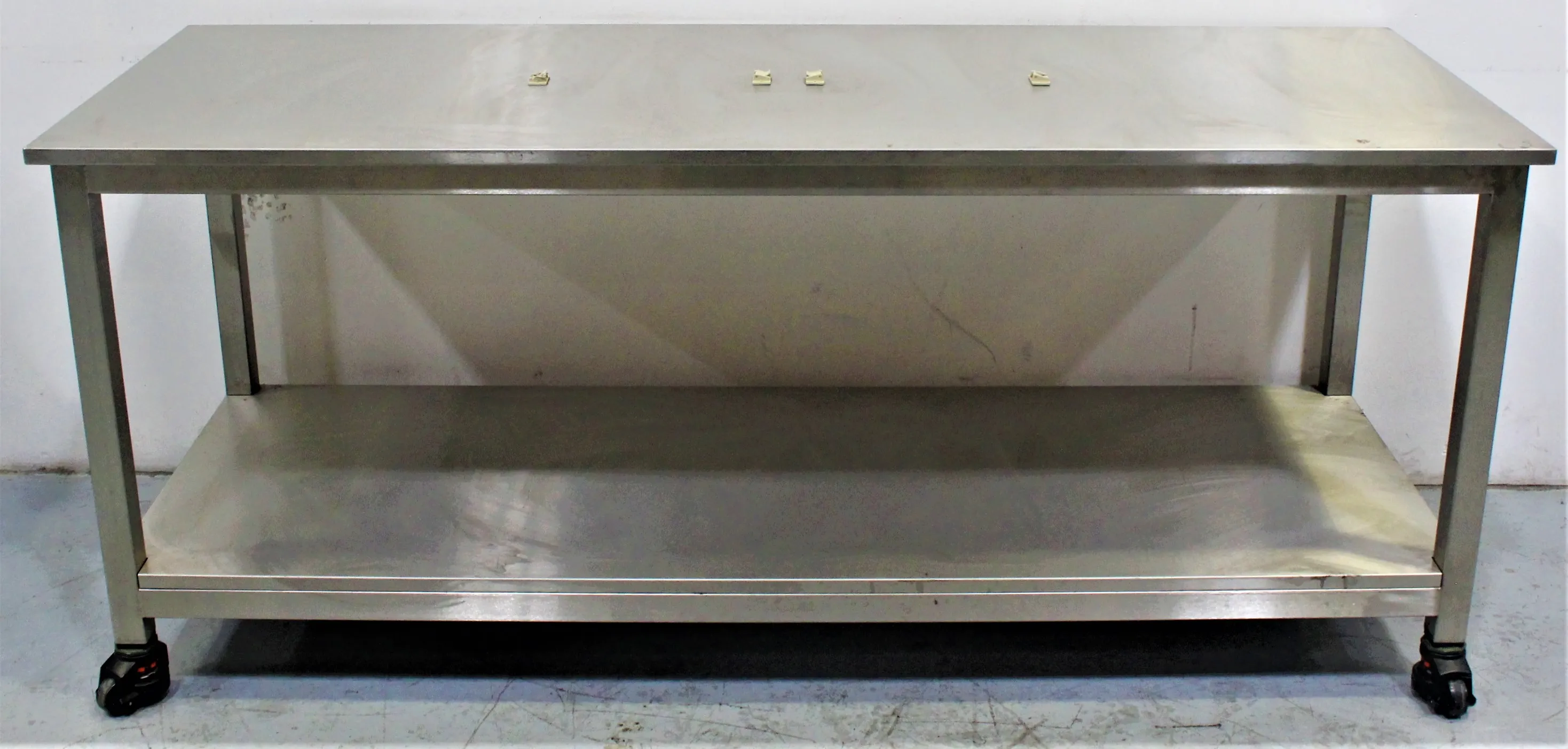 Stainless Steel Clean Room Table 30 x 84