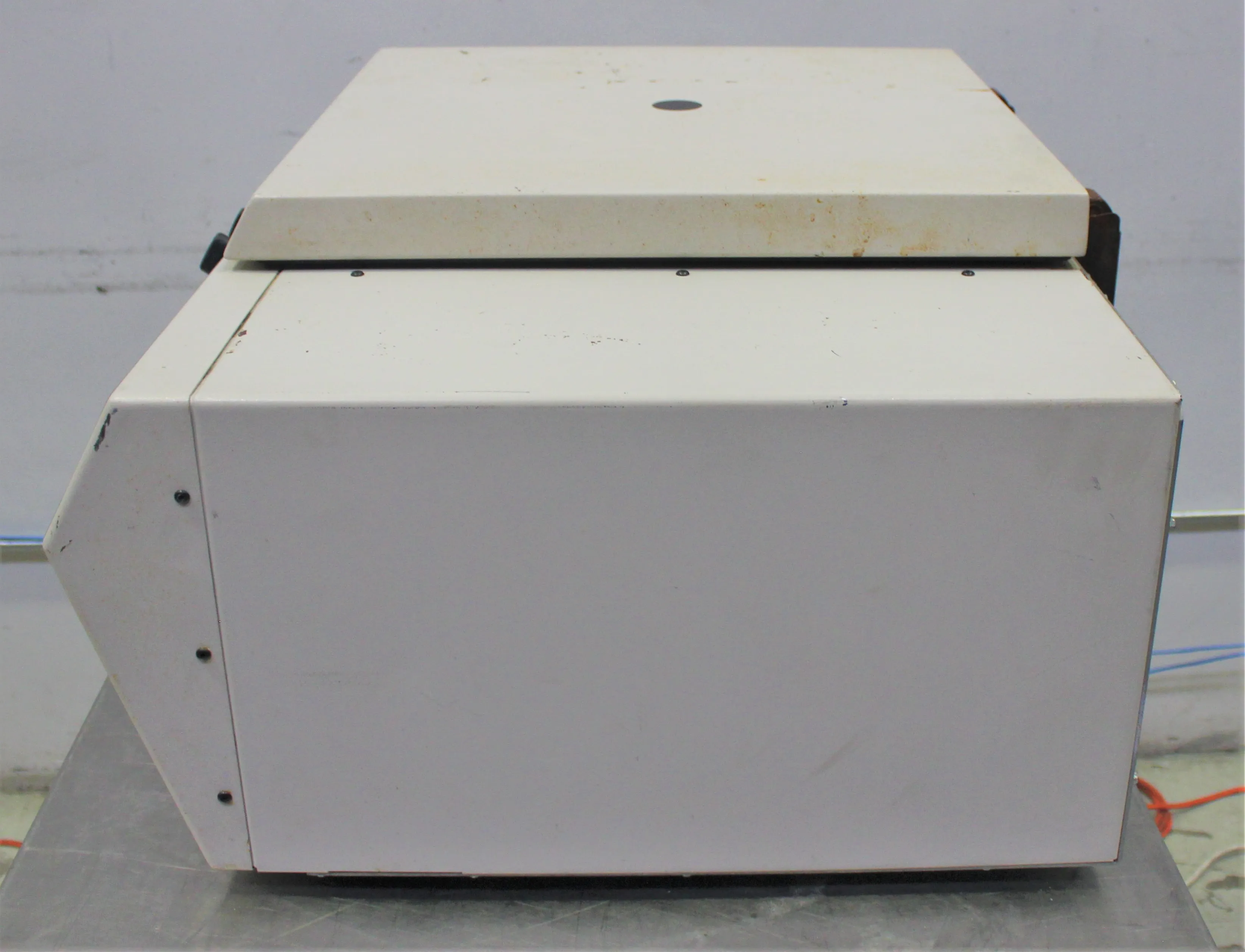 Beckman Coulter Allegra-6R Refrigerated Benchtop Centrifuge