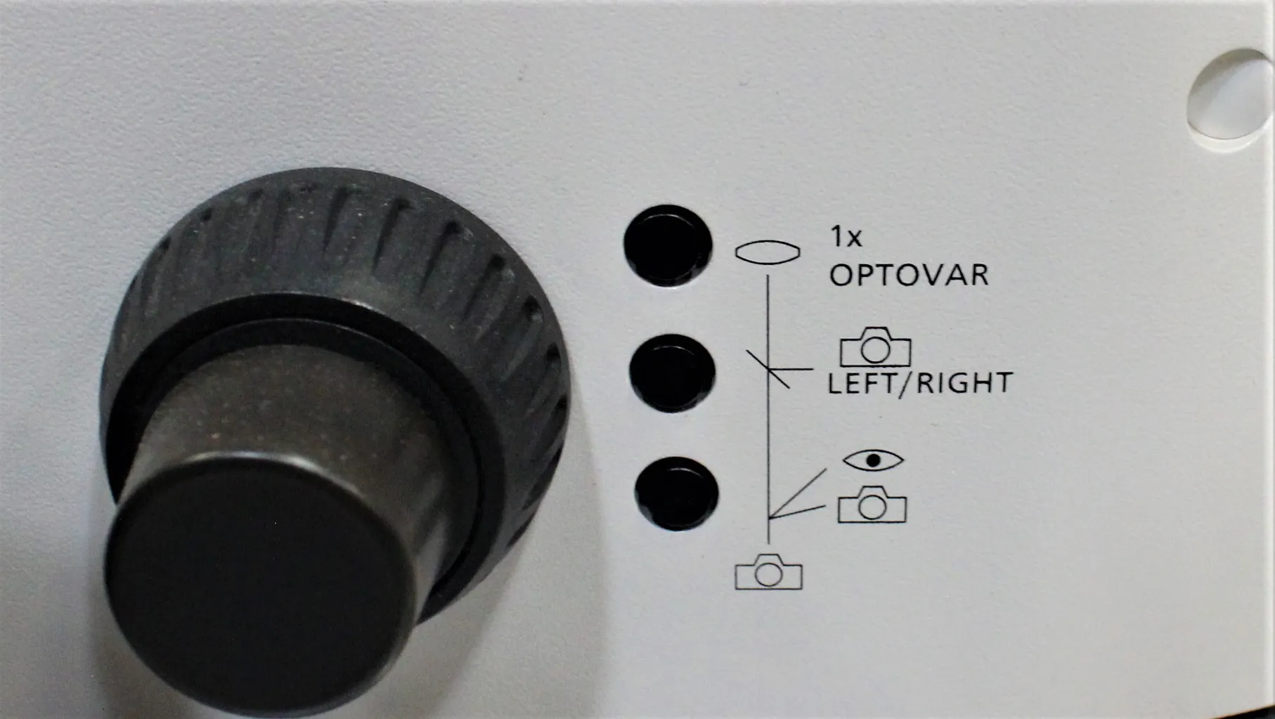 Used Zeiss Axiovert 200M Microscope with Fluorescence and External Illumination Source