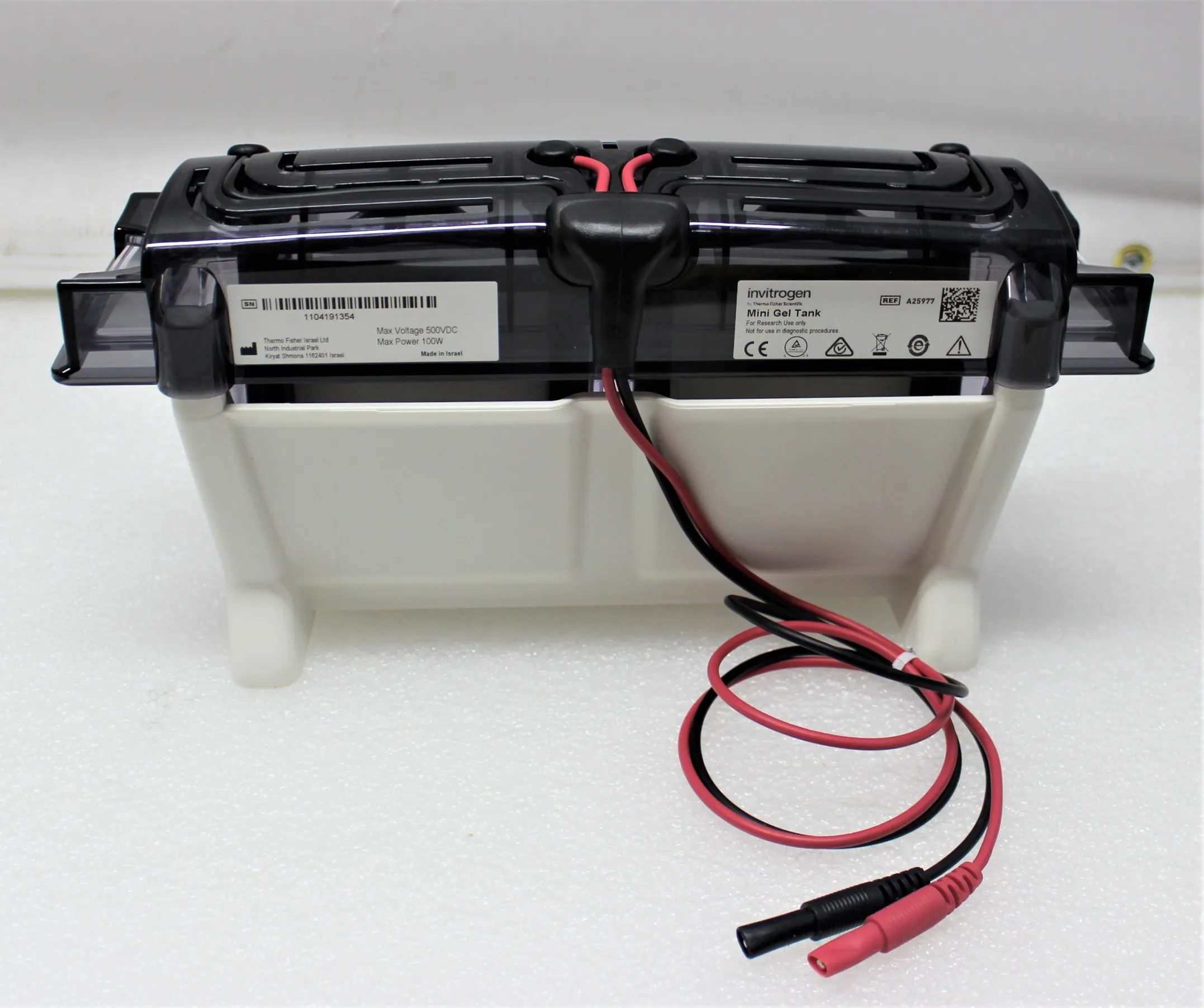 Invitrogen A25977 Mini Gel Tank - Used Electrophoresis Power Supply