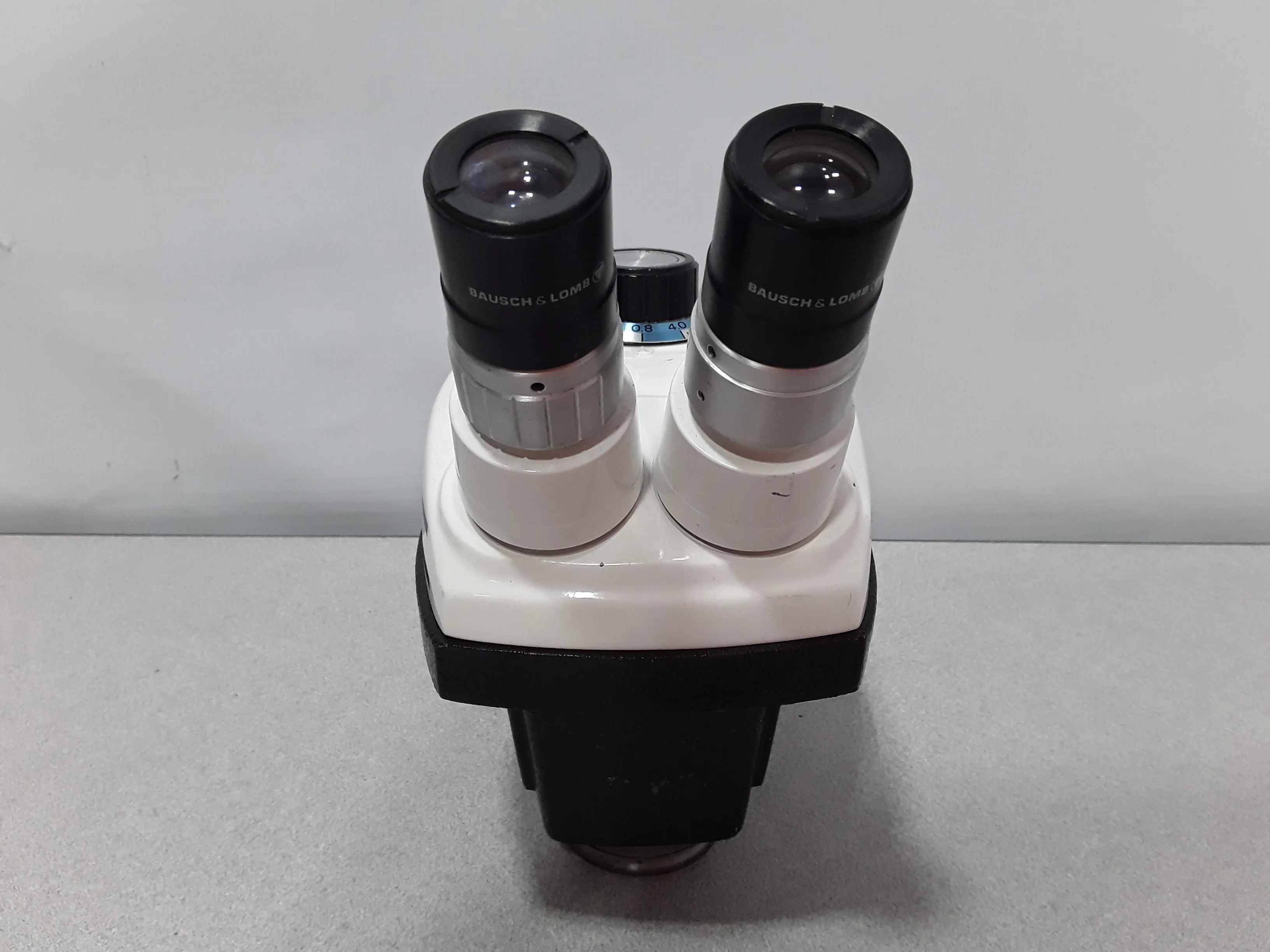 Bausch & Lomb Stereo Zoom 5 (Zoom Range x 0.8-4.0) Microscope