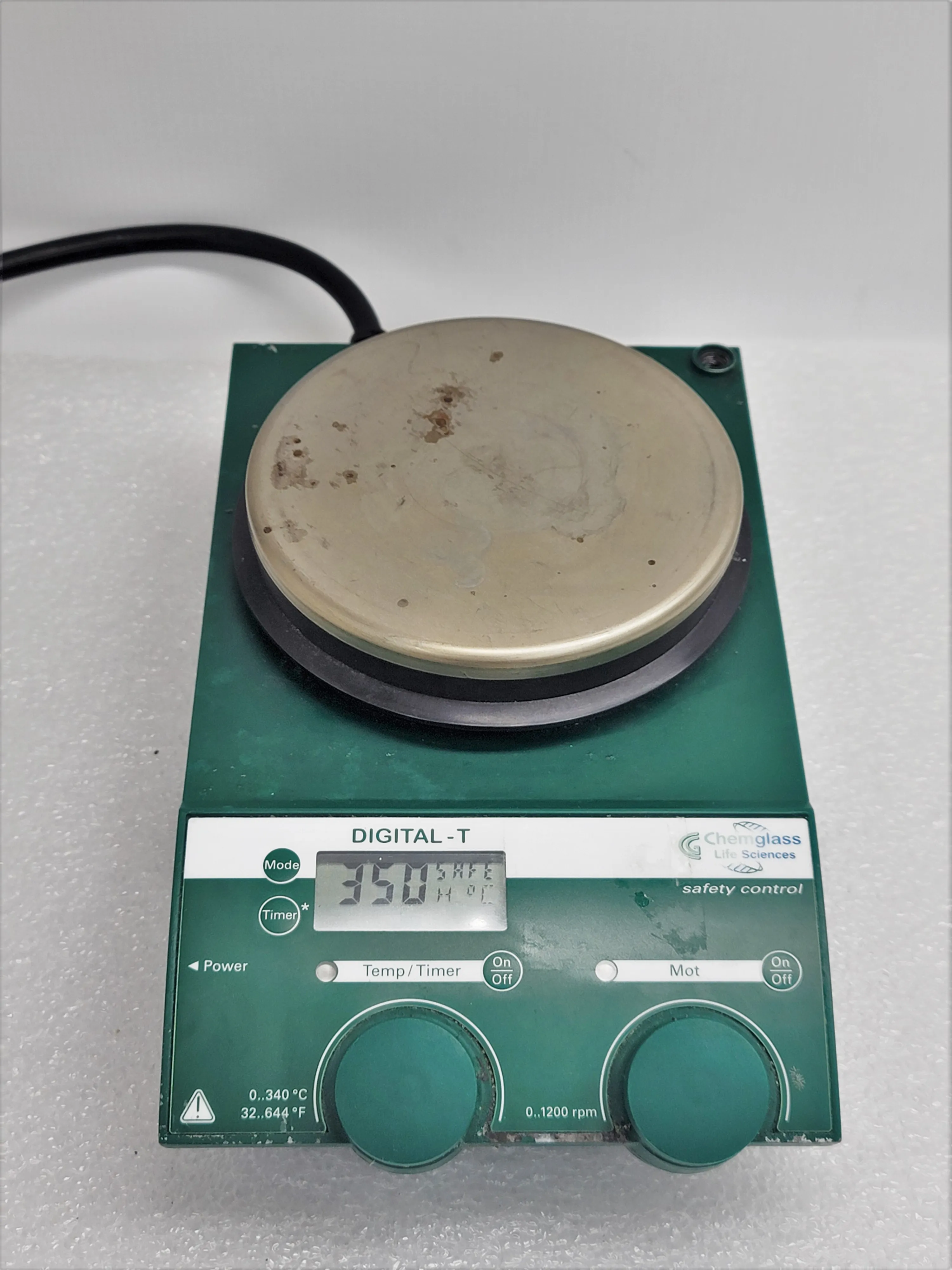 Chemglass Digital Hotplate Stirrer